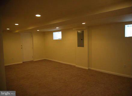 GLEN OAKS - Residential