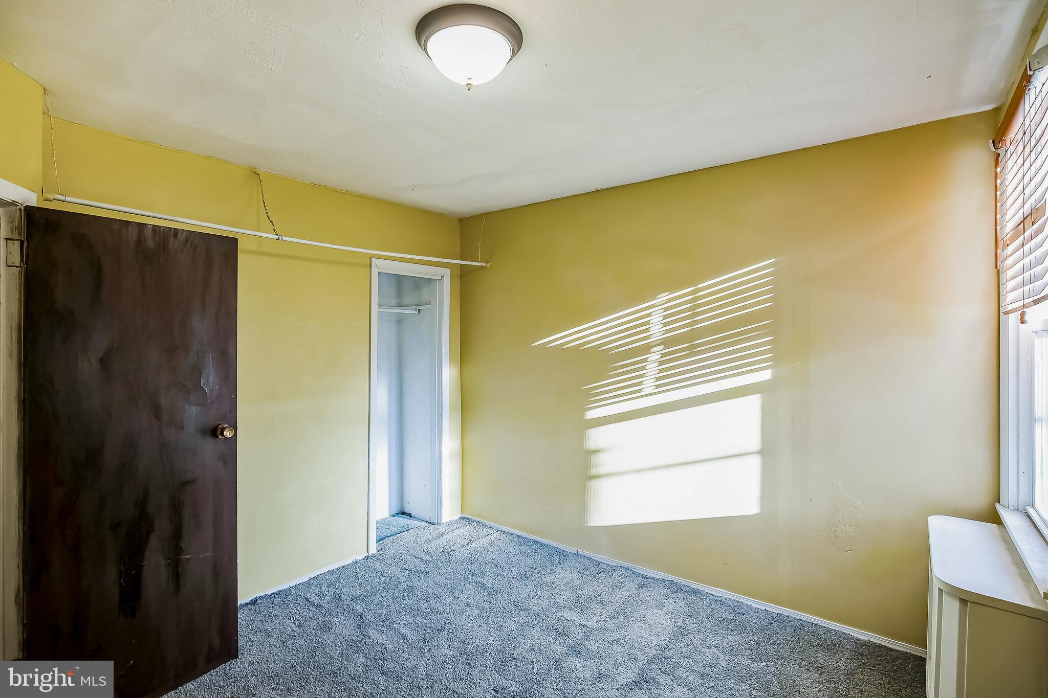 MAYFAIR - Residential