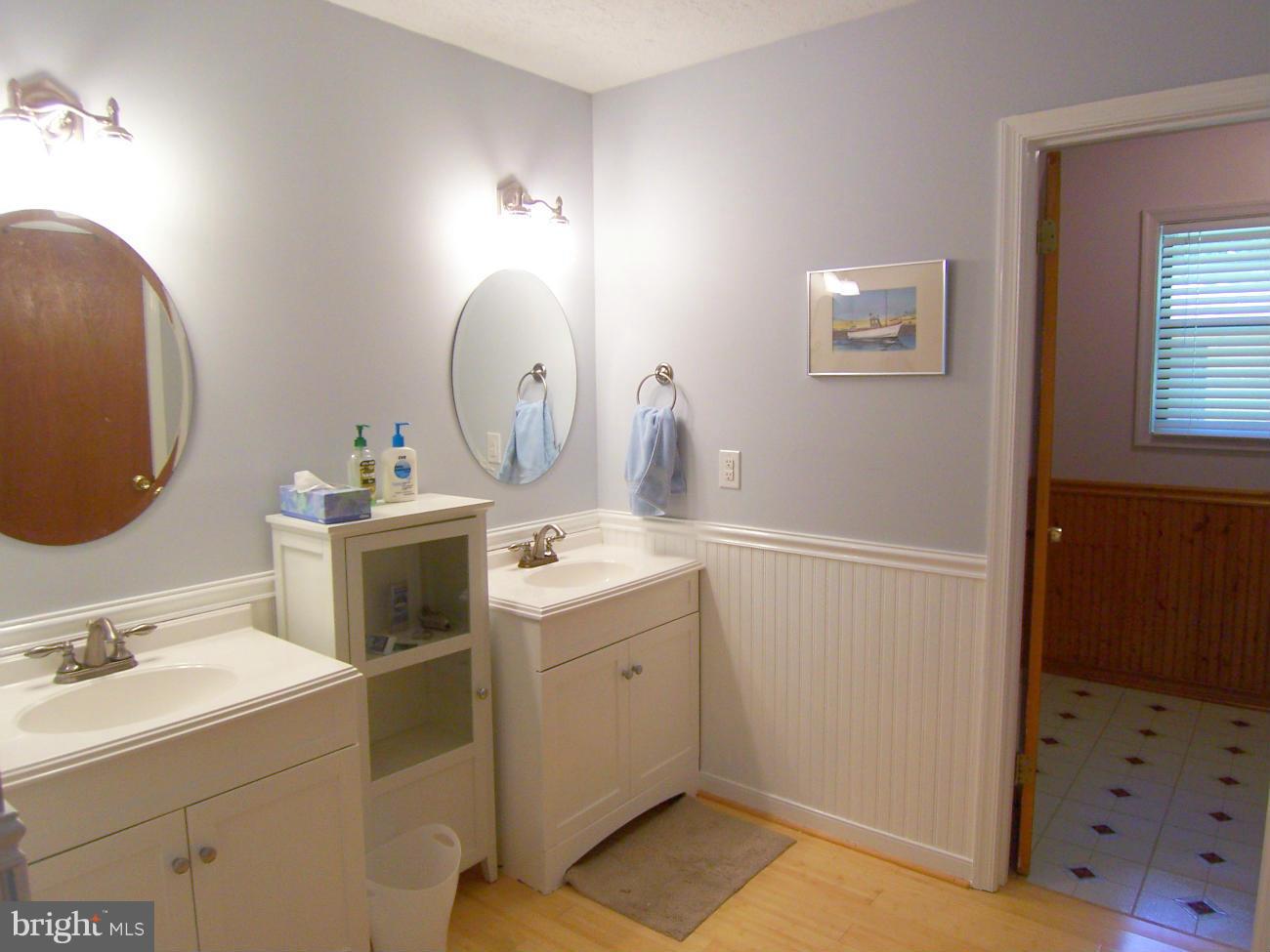 LAKE OF THE WOODS - Residential