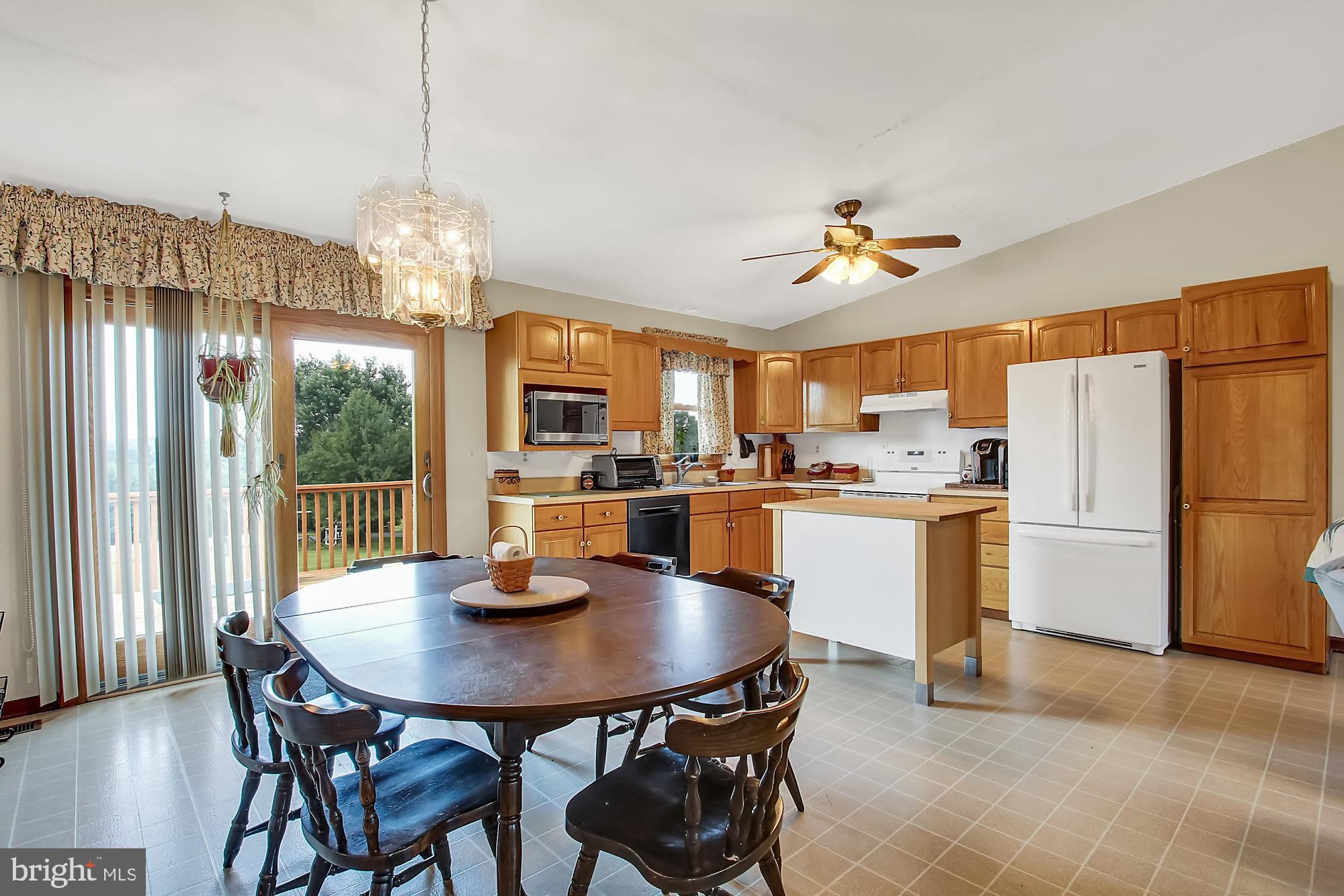 PROCTORS SEAT - Residential