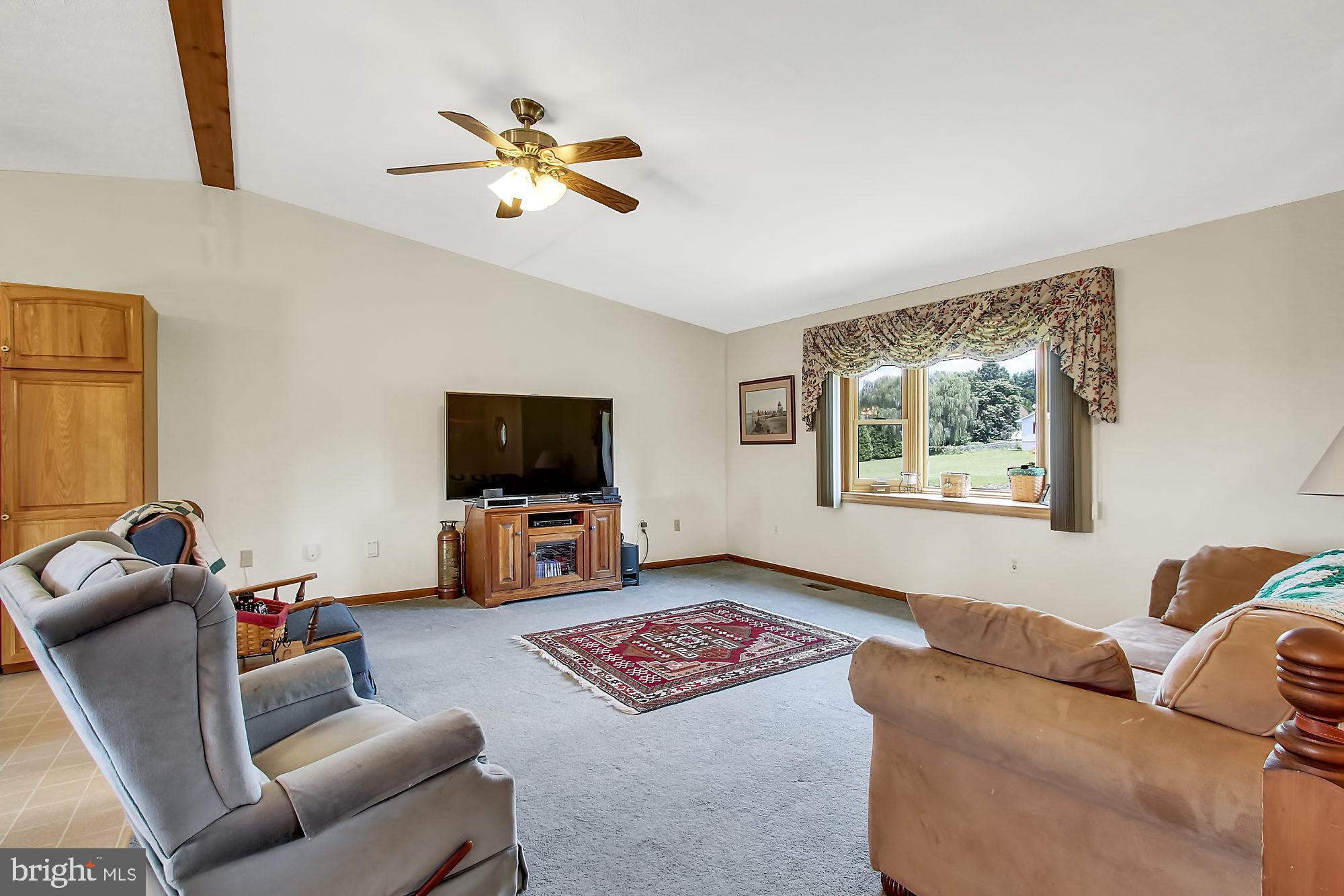 PROCTORS SEAT - Residential