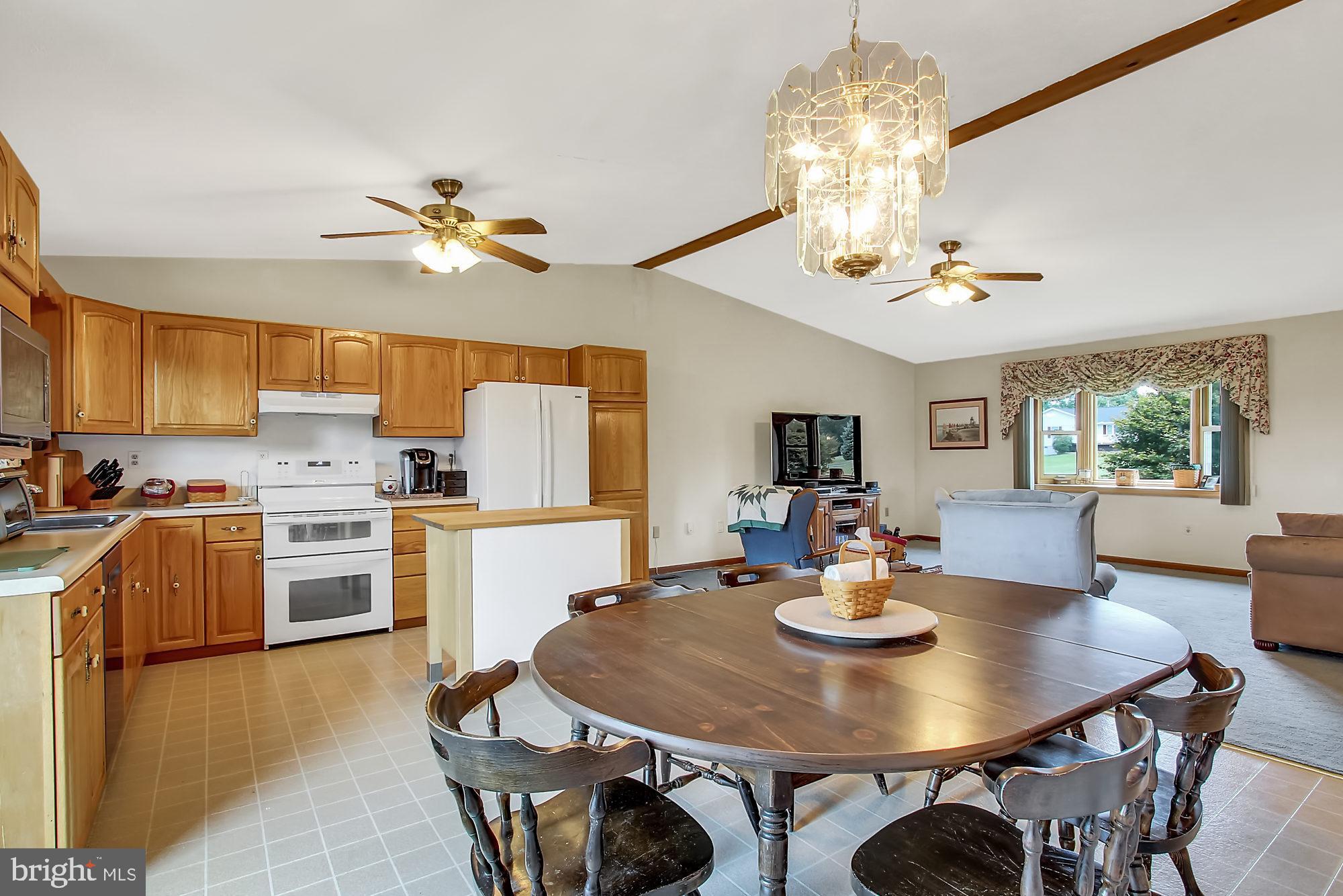 PROCTORS SEAT - Residential