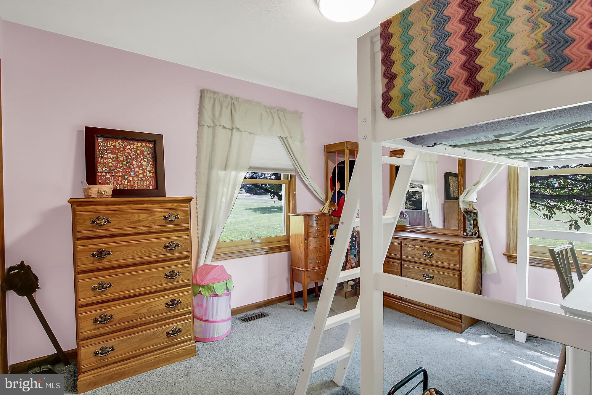 PROCTORS SEAT - Residential