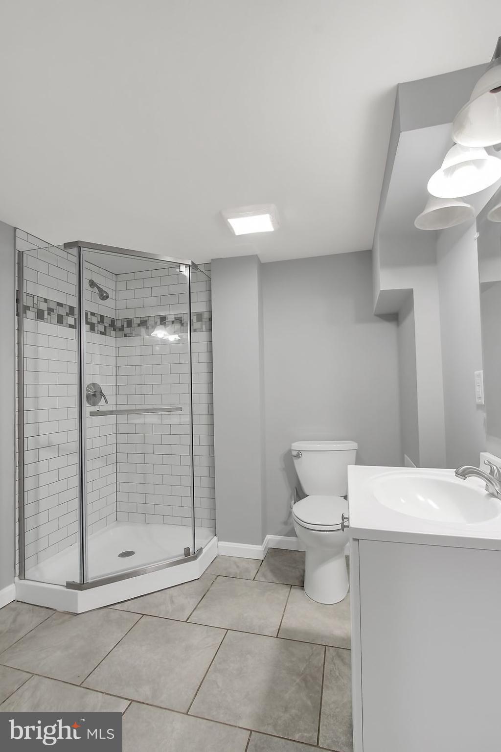 HILLCREST MANOR - Residential