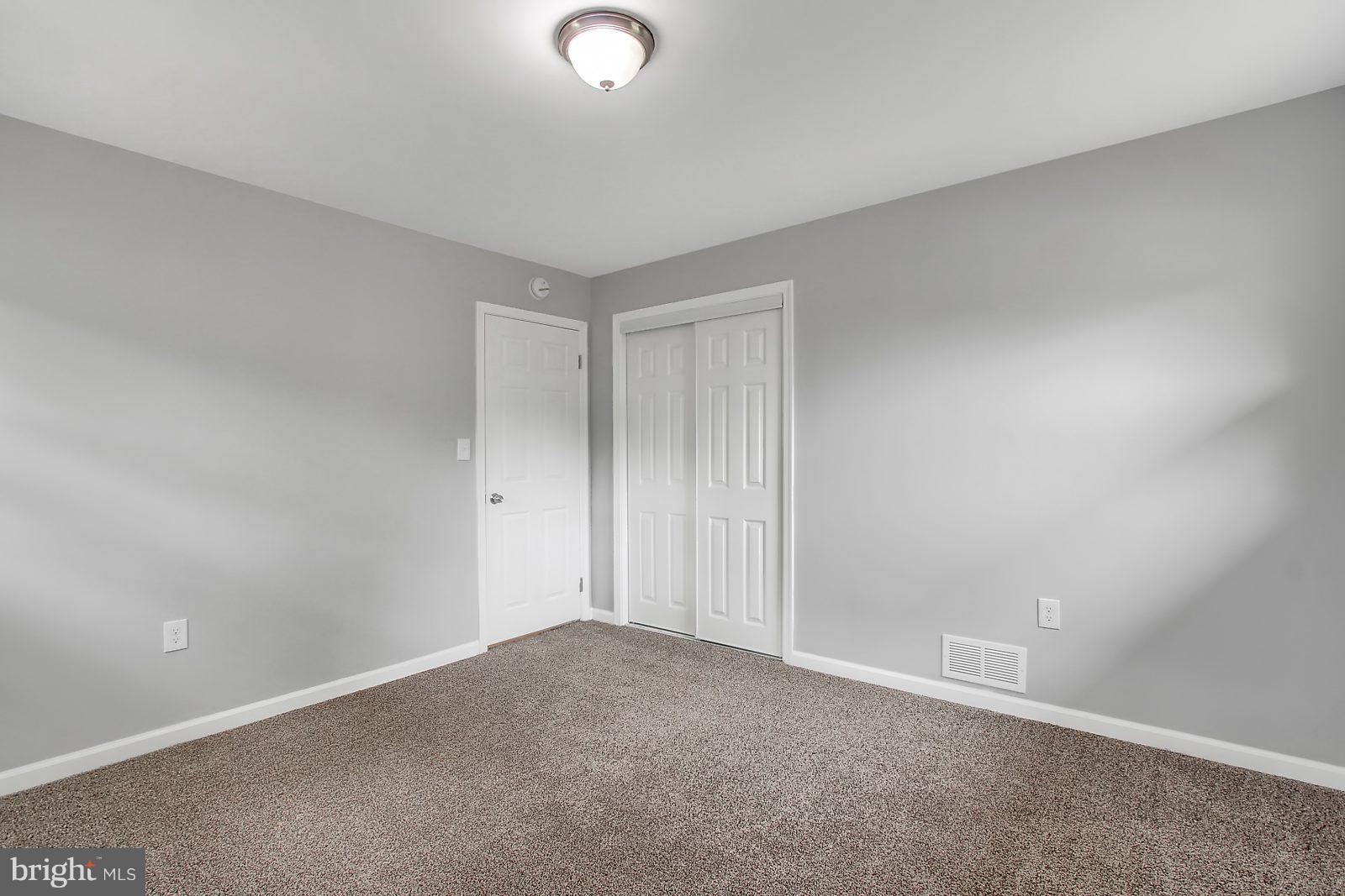 HILLCREST MANOR - Residential