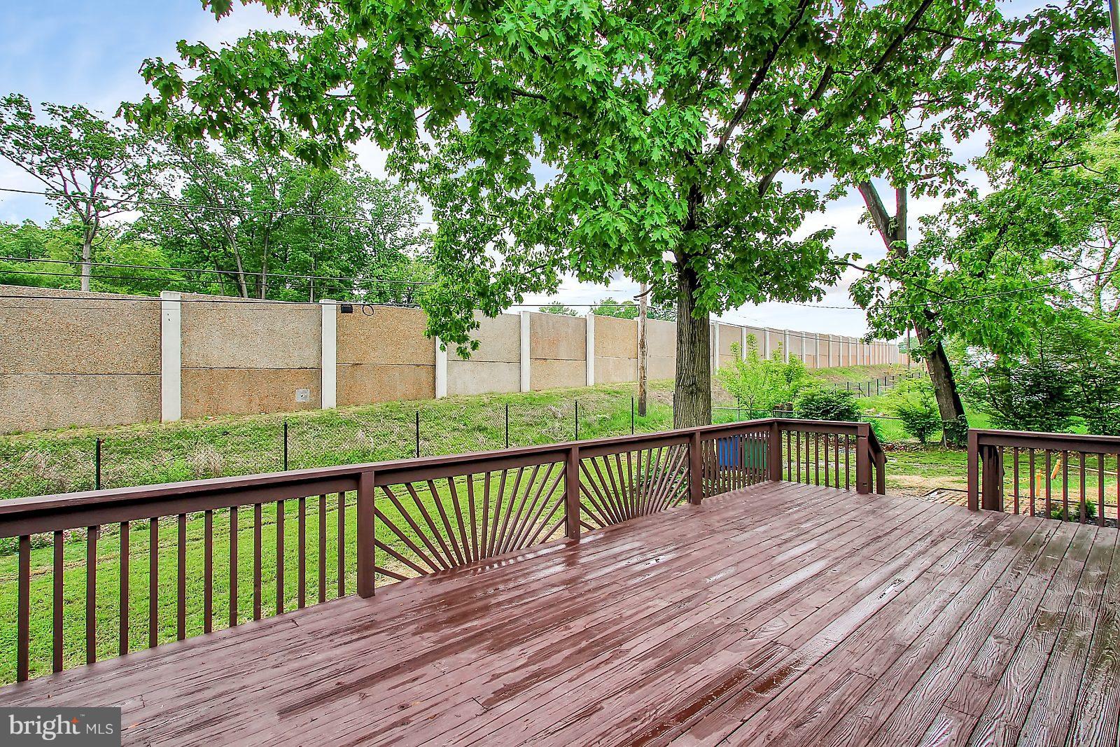 HILLCREST MANOR - Residential