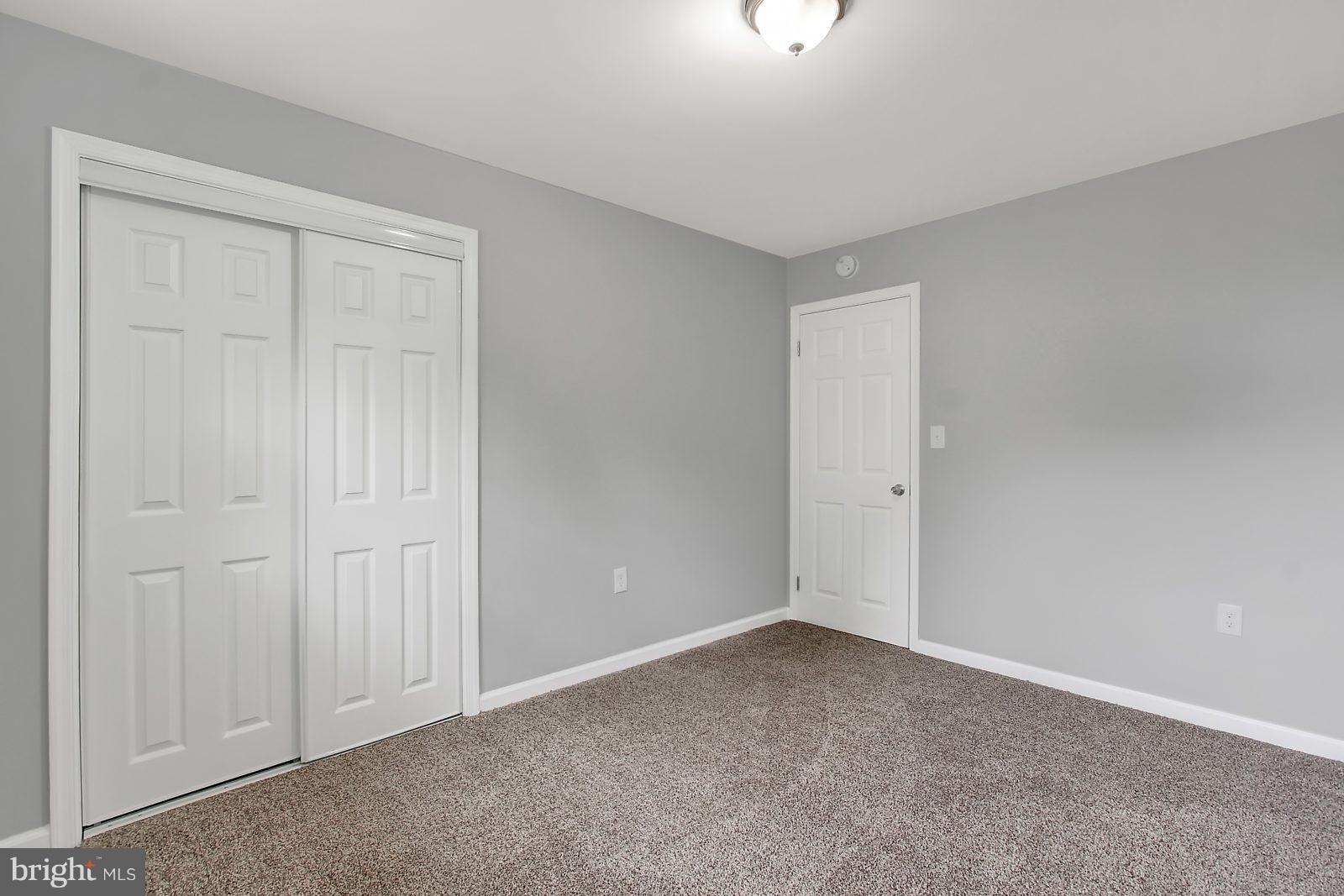 HILLCREST MANOR - Residential