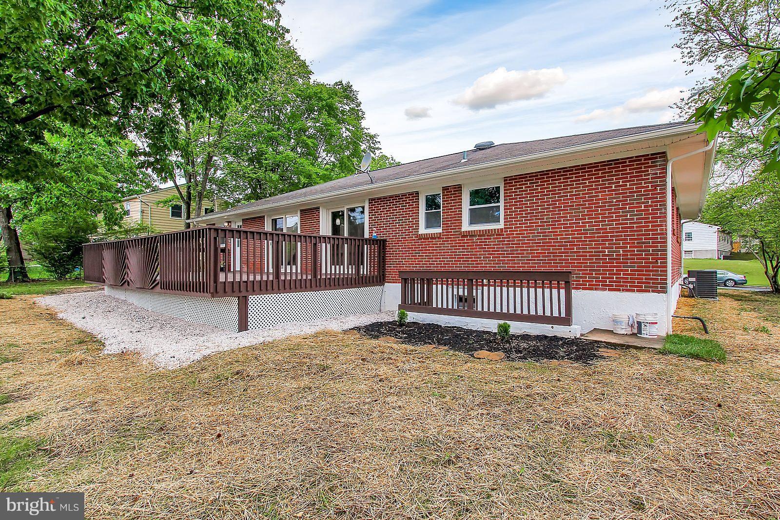 HILLCREST MANOR - Residential