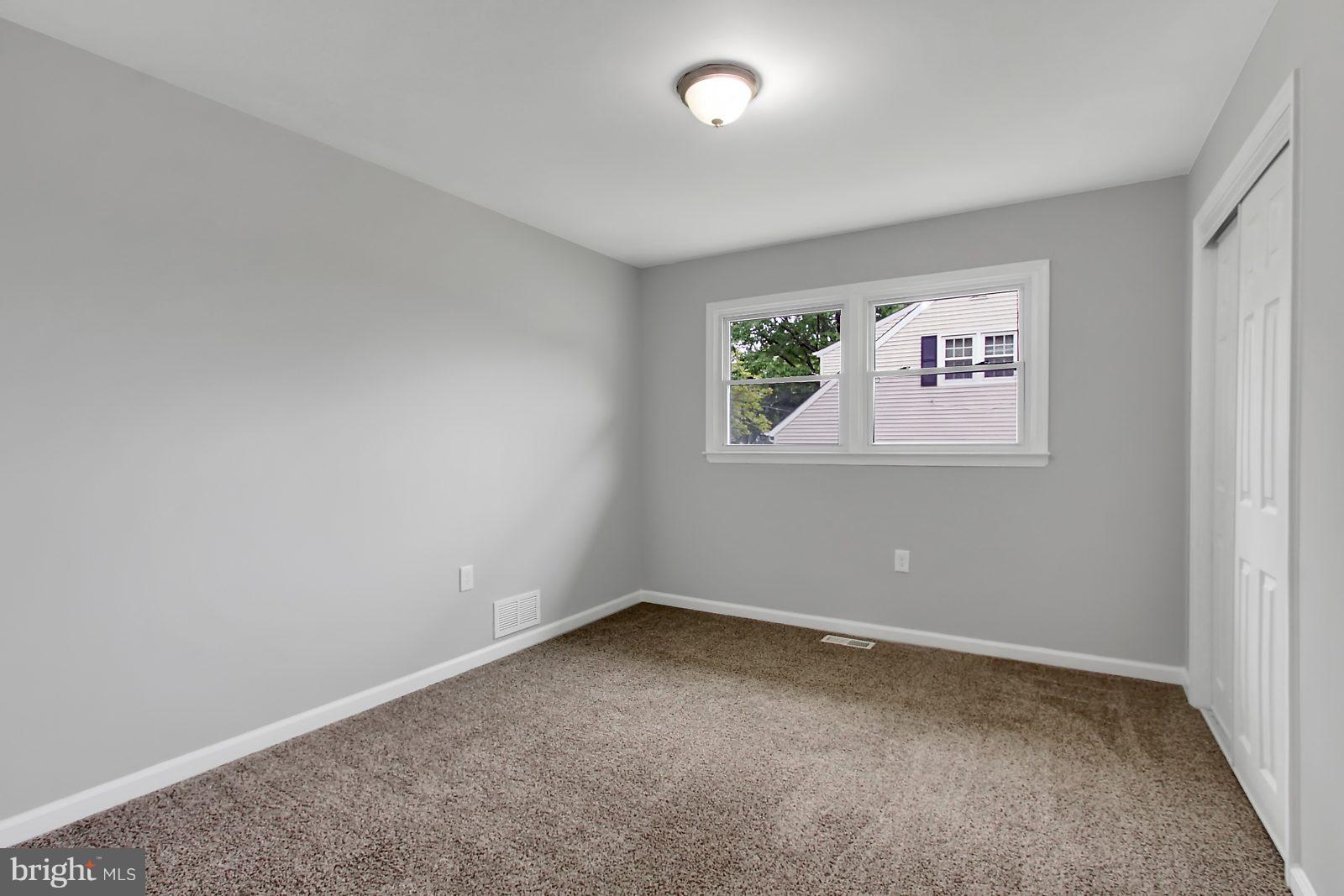 HILLCREST MANOR - Residential