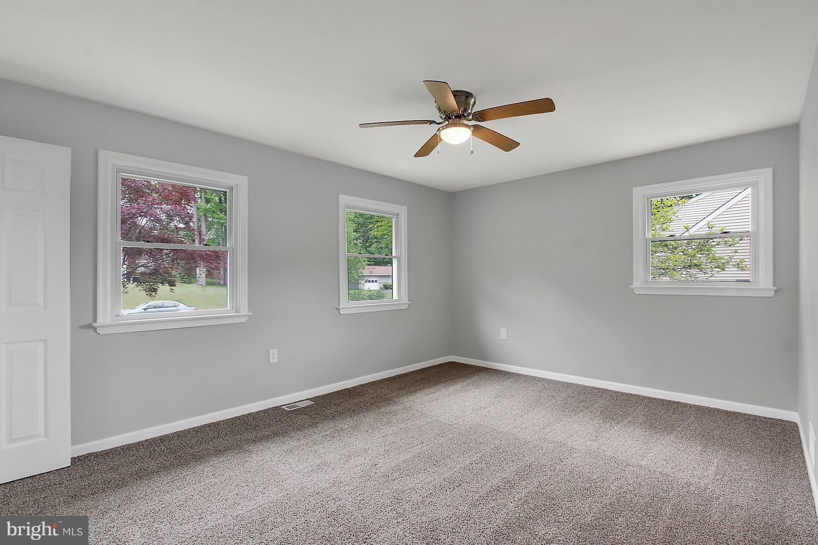 HILLCREST MANOR - Residential