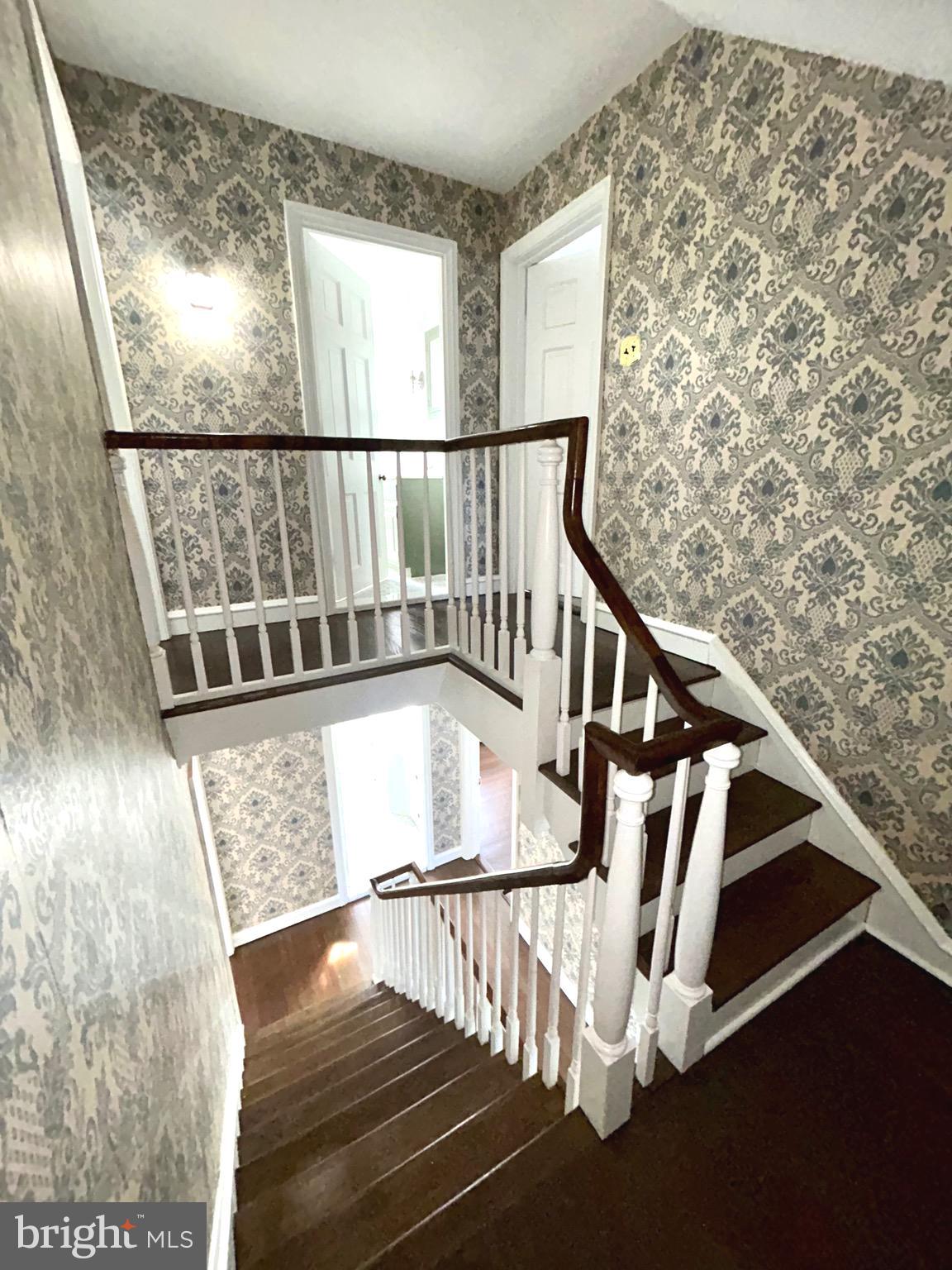 NEWTOWN SQ - Residential Lease