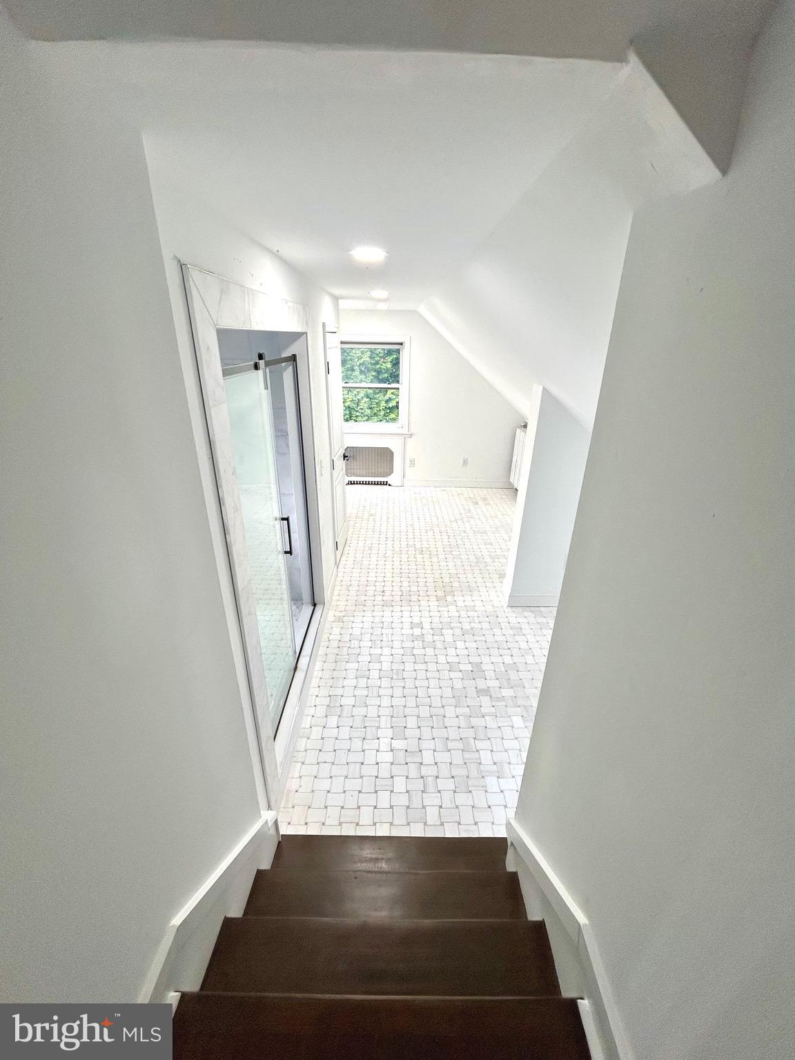 NEWTOWN SQ - Residential Lease