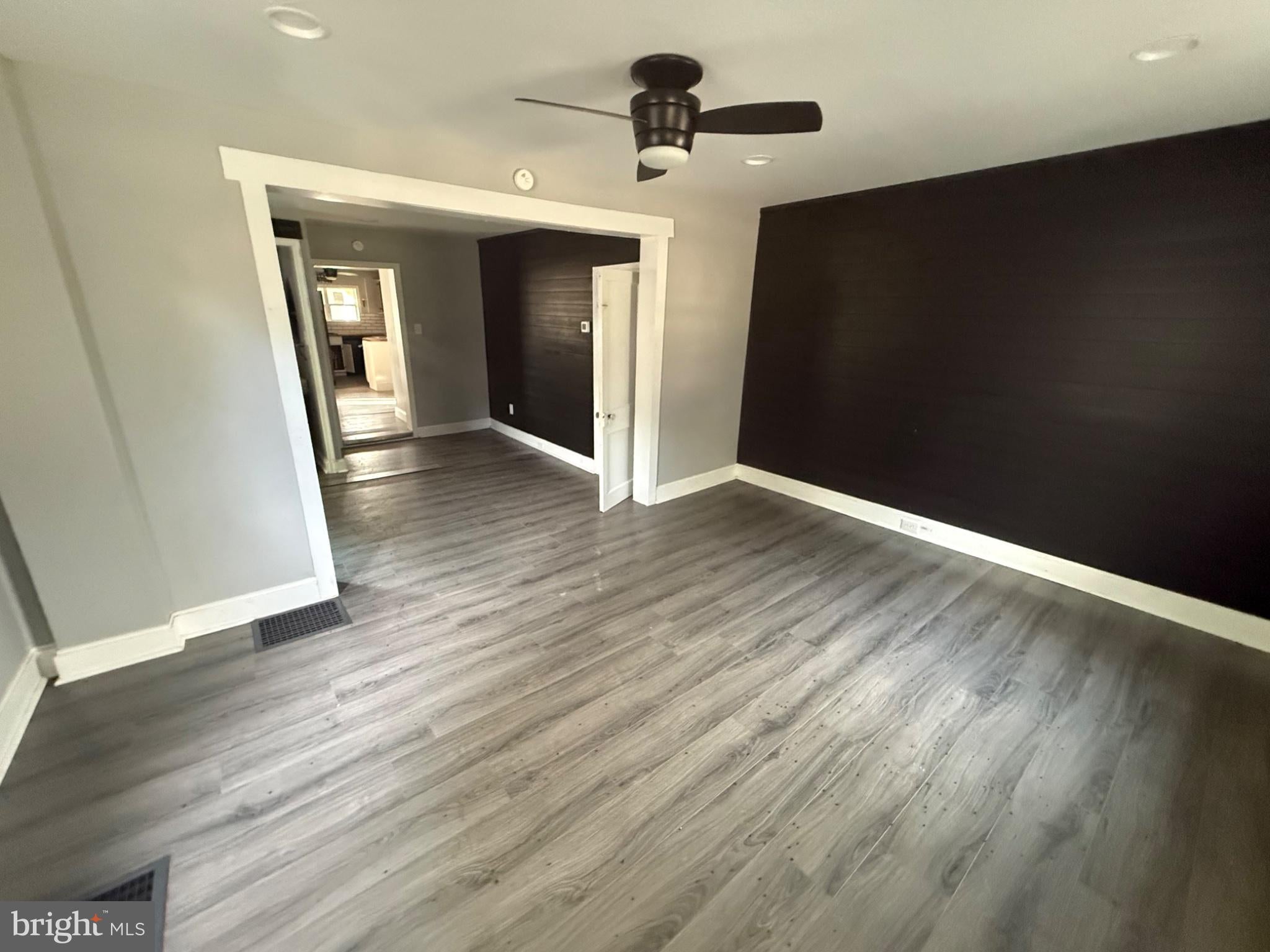 420 MANOR STREET