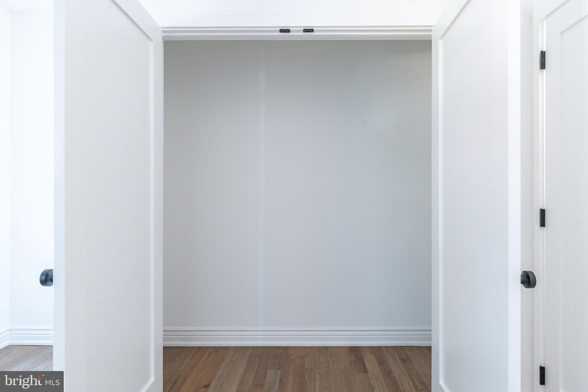 GRADUATE HOSPITAL - Residential