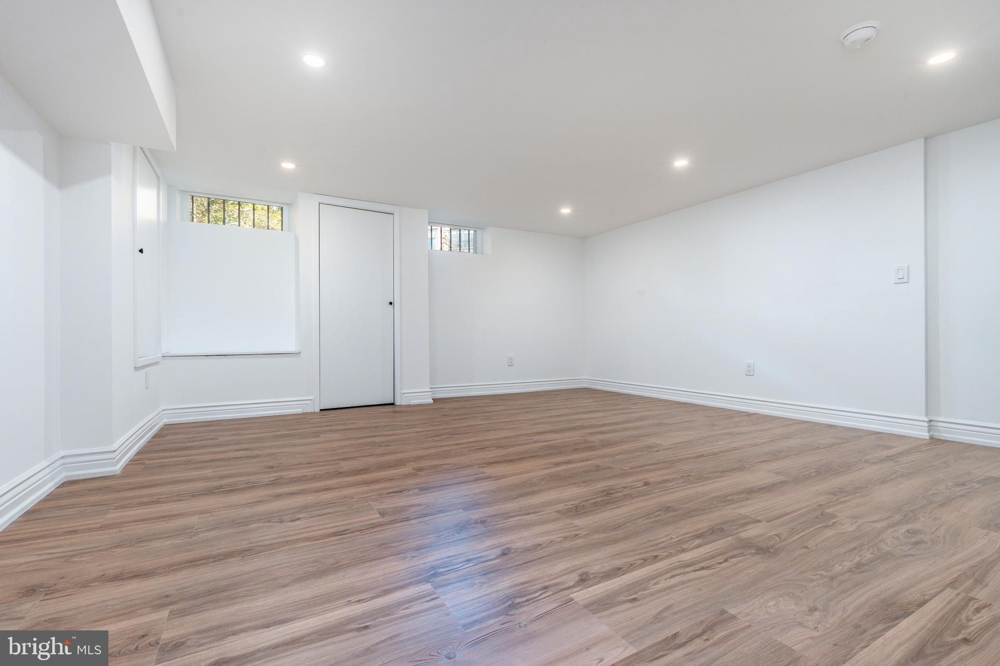 GRADUATE HOSPITAL - Residential