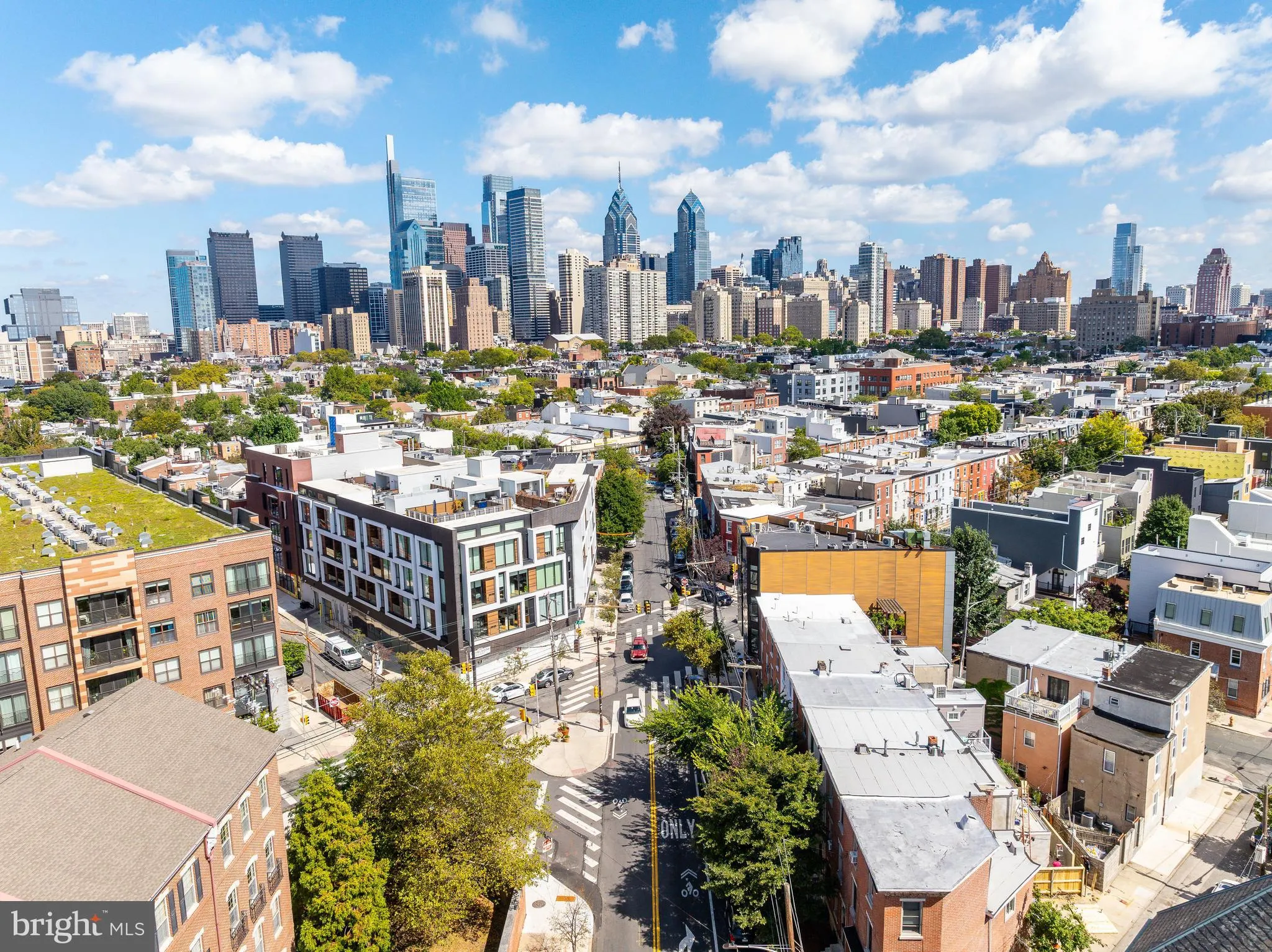 Philadelphia, Pennsylvania 19146, United States, 3 Bedrooms Bedrooms, ,3 BathroomsBathrooms,Residential,Contingent,215603