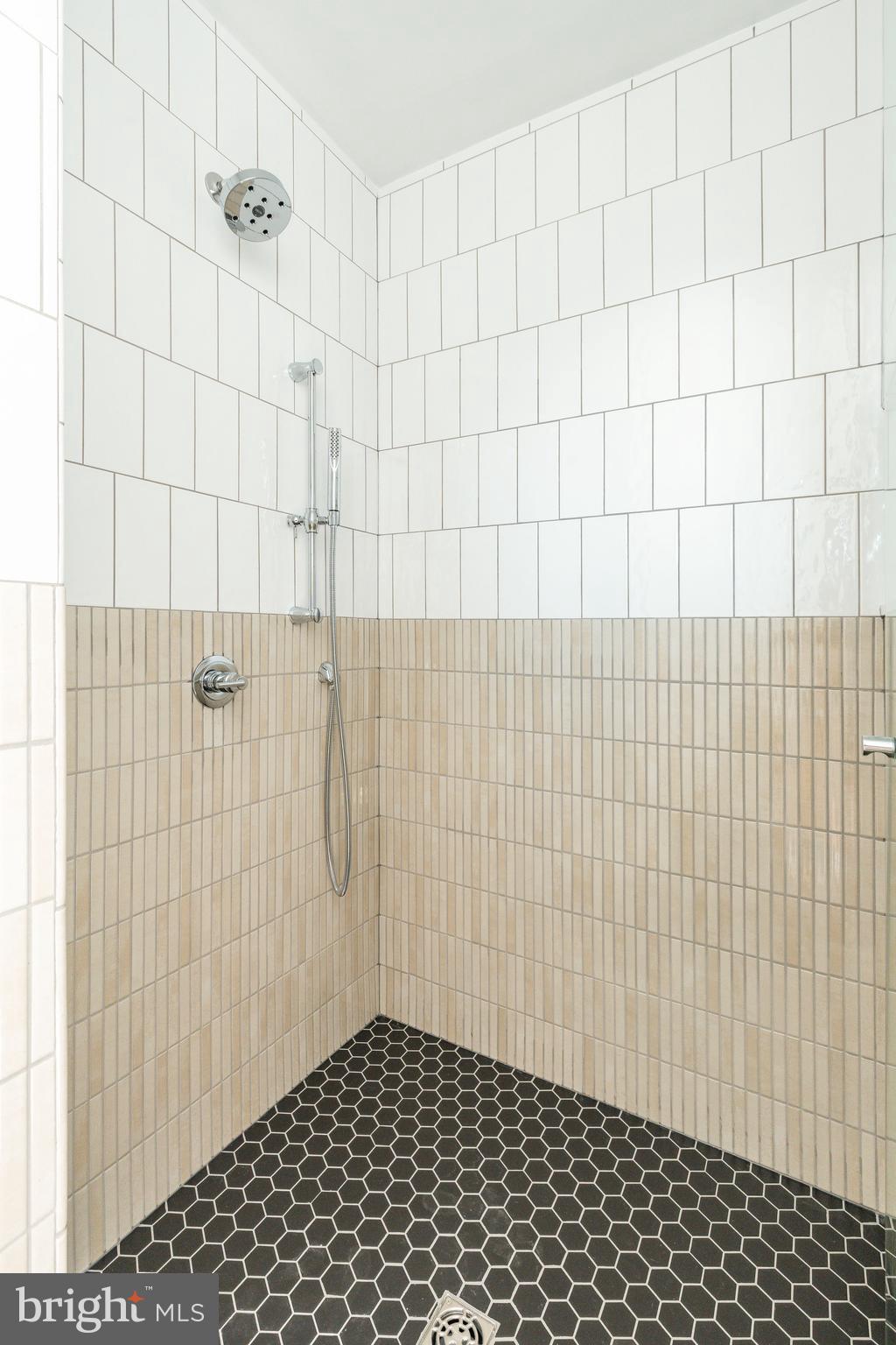 GRADUATE HOSPITAL - Residential