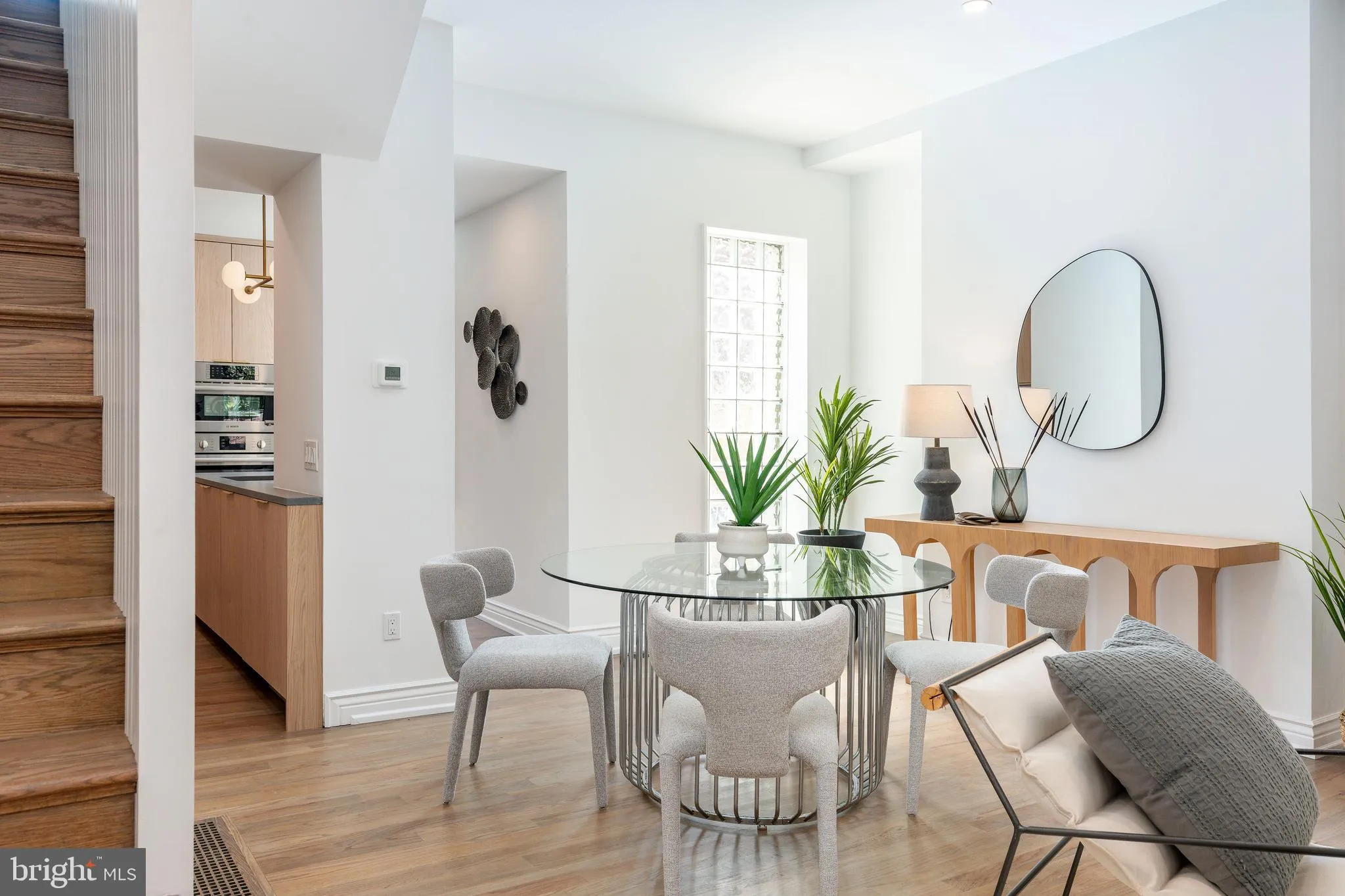 Philadelphia, Pennsylvania 19146, United States, 3 Bedrooms Bedrooms, ,3 BathroomsBathrooms,Residential,Contingent,215603