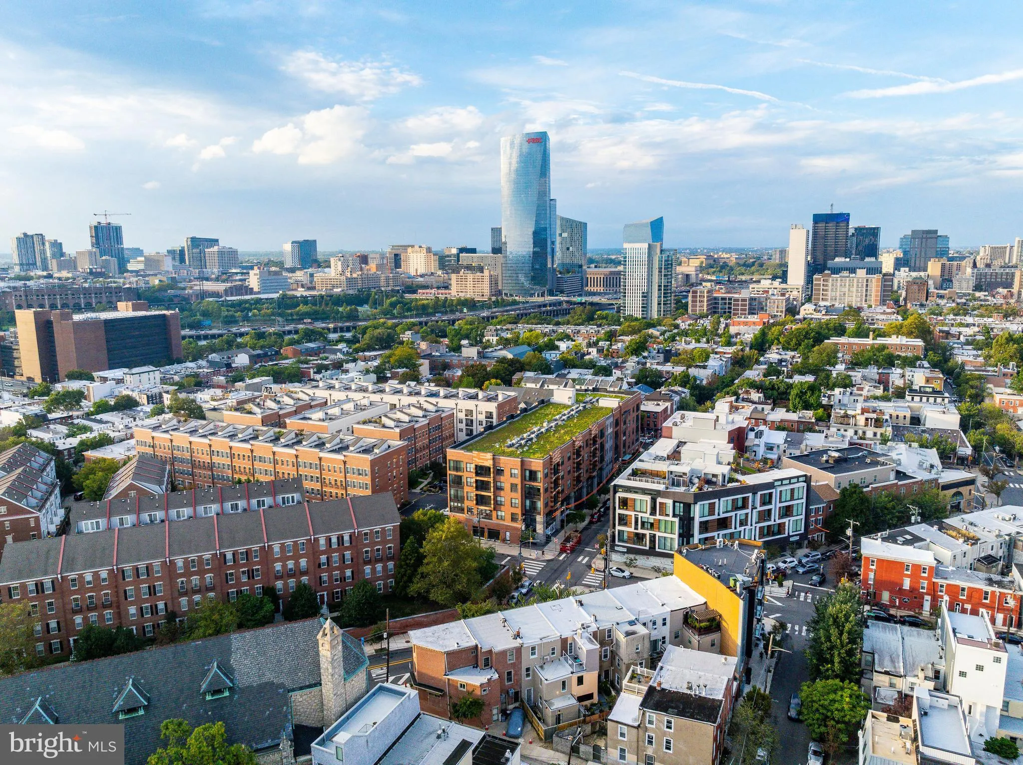 Philadelphia, Pennsylvania 19146, United States, 3 Bedrooms Bedrooms, ,3 BathroomsBathrooms,Residential,Contingent,215603