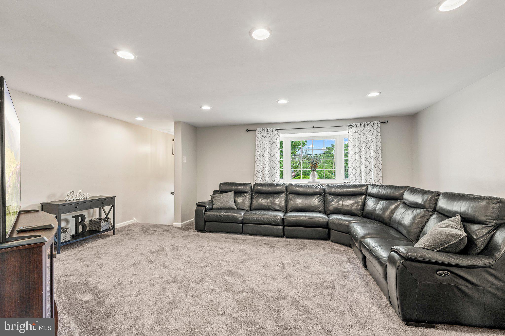 4406 CROSLAND ROAD