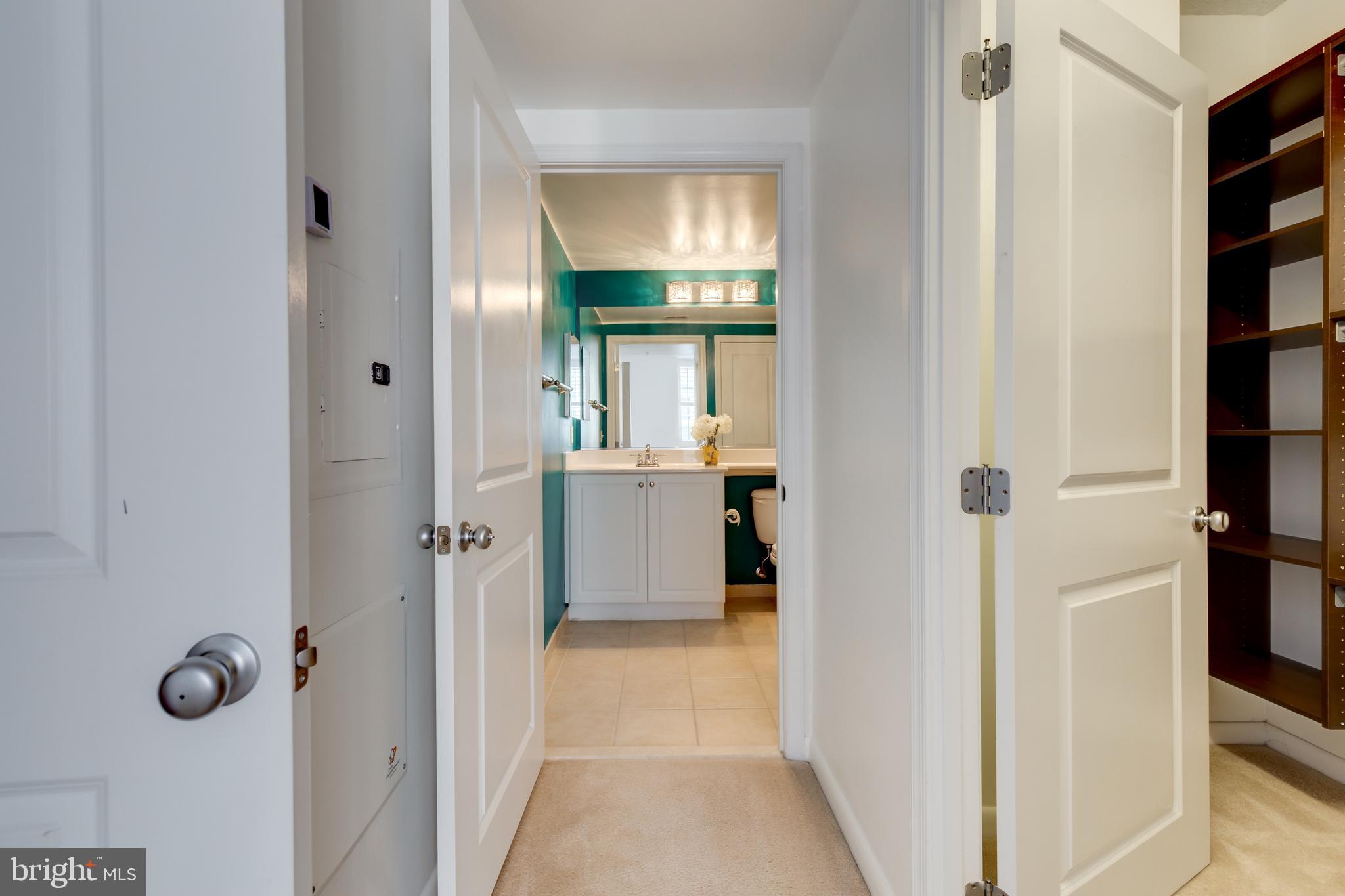 CONTINENTAL - Residential Lease