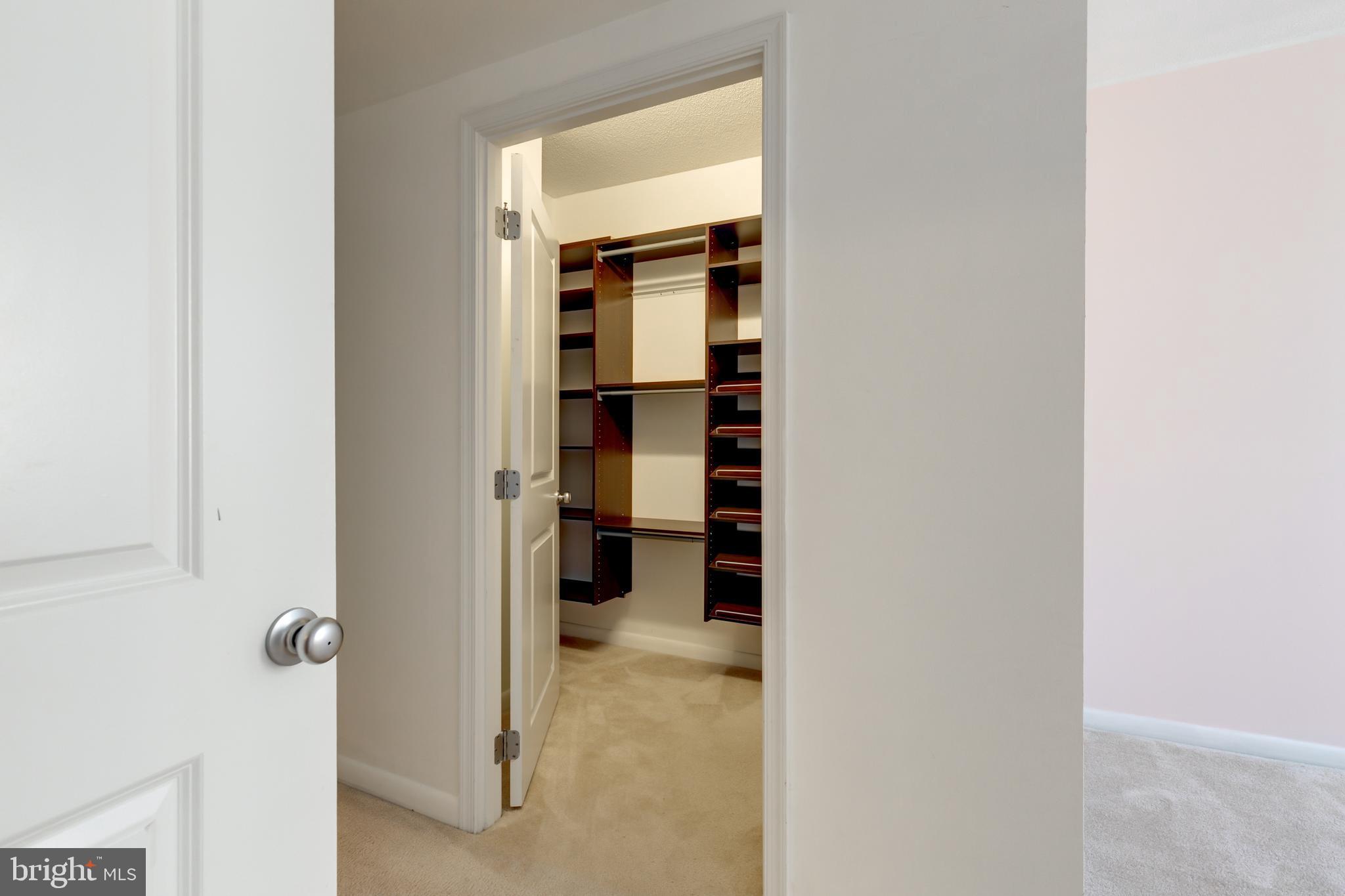 CONTINENTAL - Residential Lease