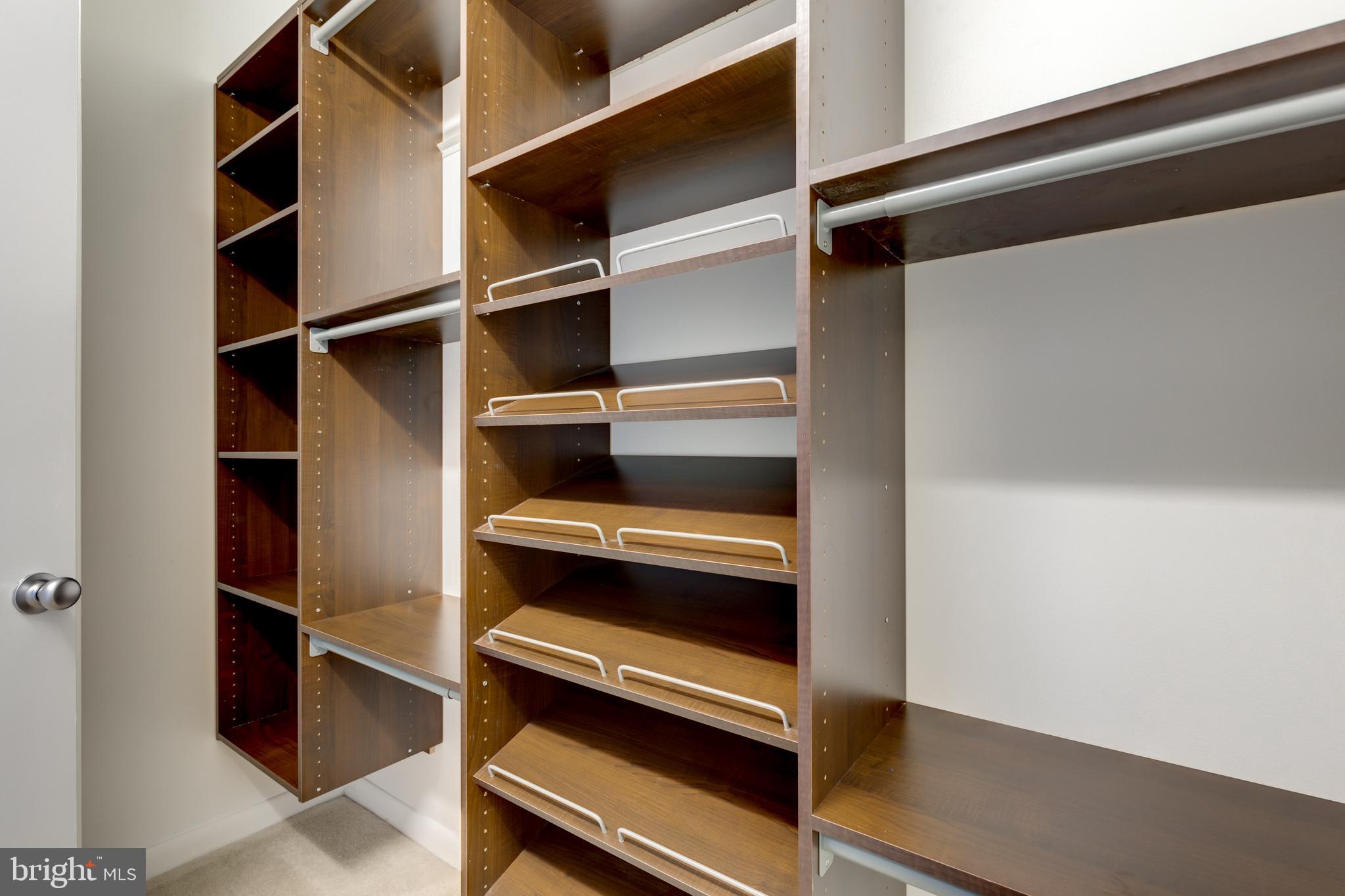 CONTINENTAL - Residential Lease