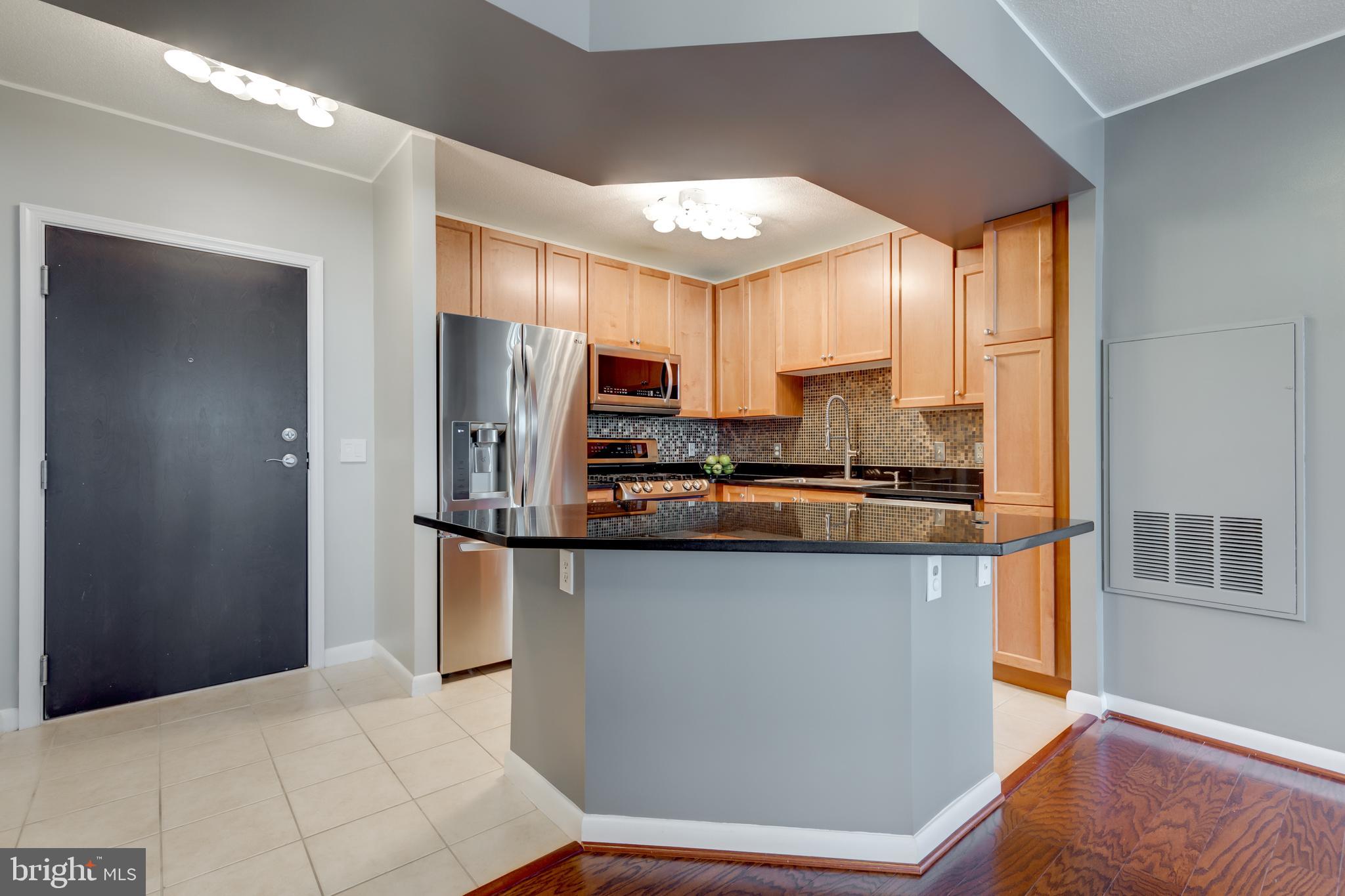 CONTINENTAL - Residential Lease