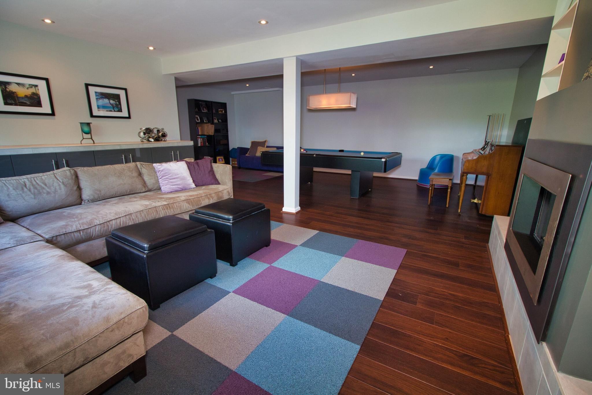 STRATFORD ON THE POTOMAC - Residential