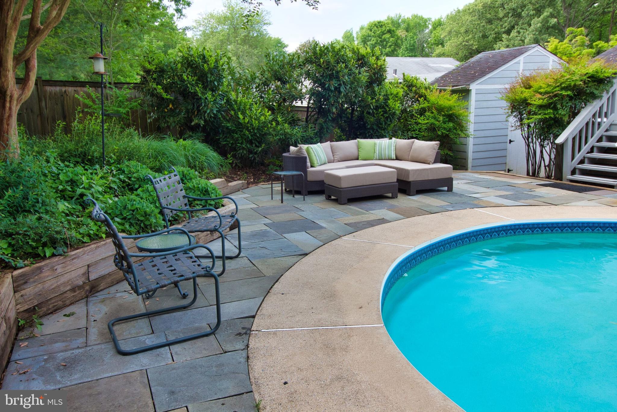 STRATFORD ON THE POTOMAC - Residential