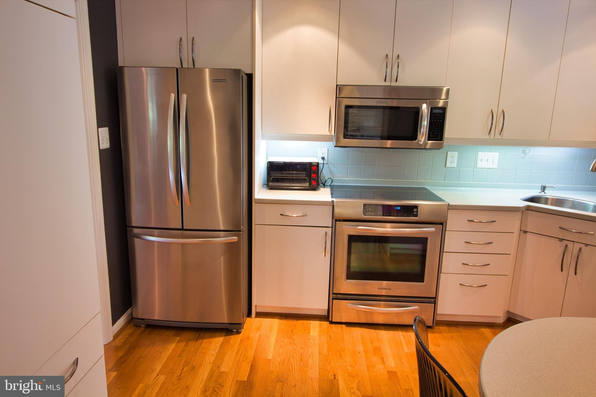 STRATFORD ON THE POTOMAC - Residential