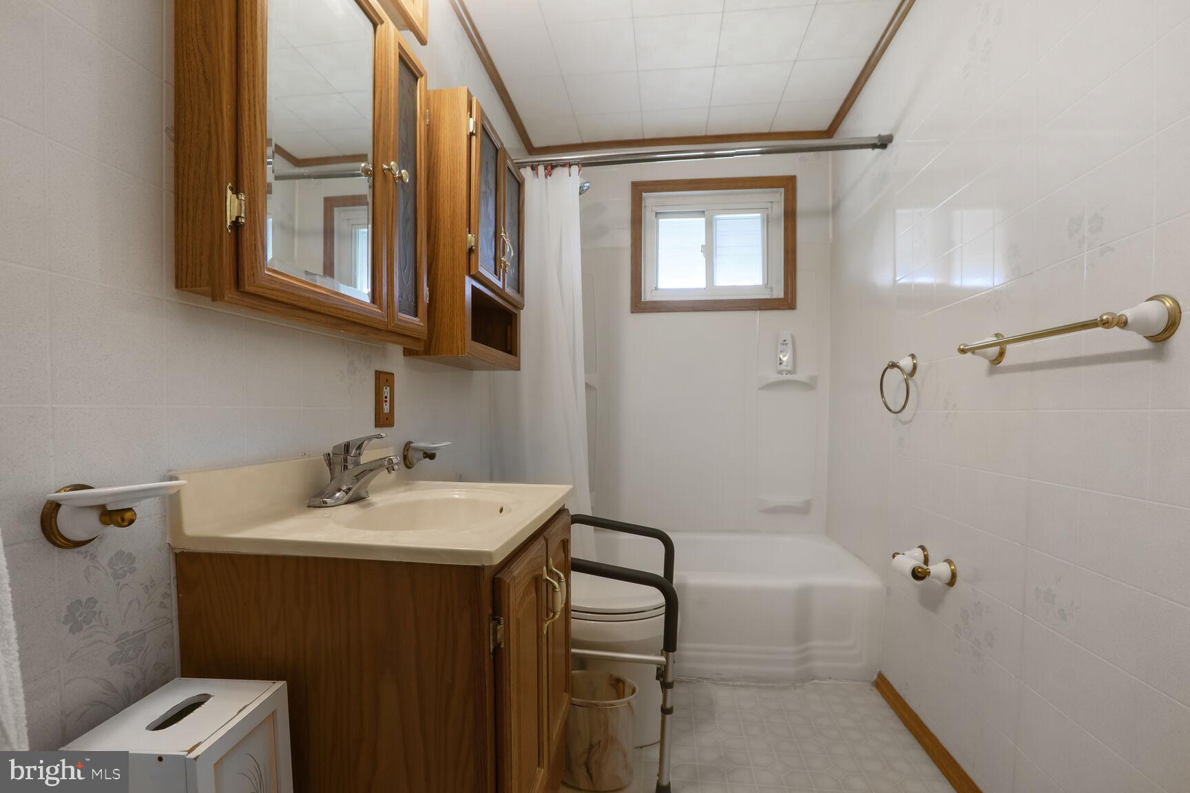 EASTFIELD - Residential