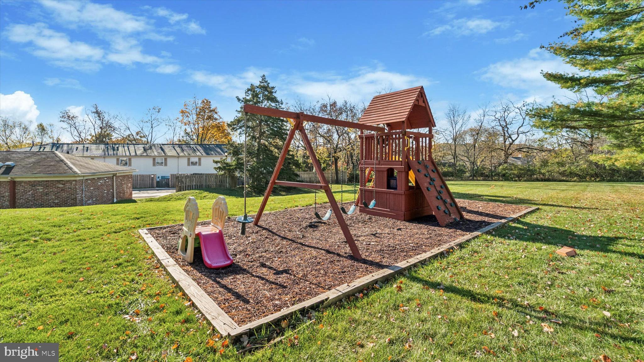 CHATHAM VIL OF TOW - Residential