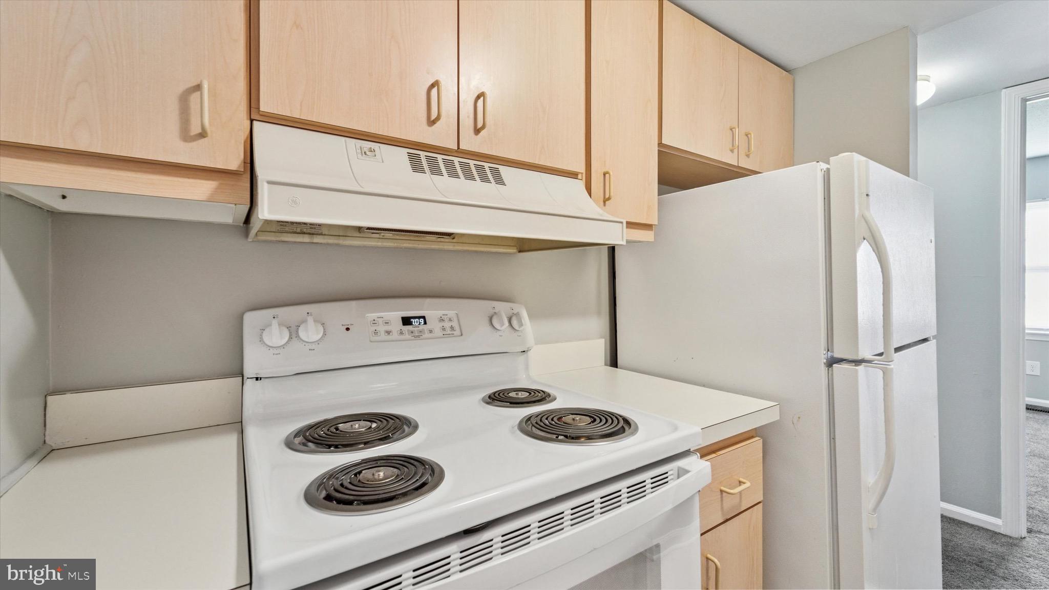 CHATHAM VIL OF TOW - Residential