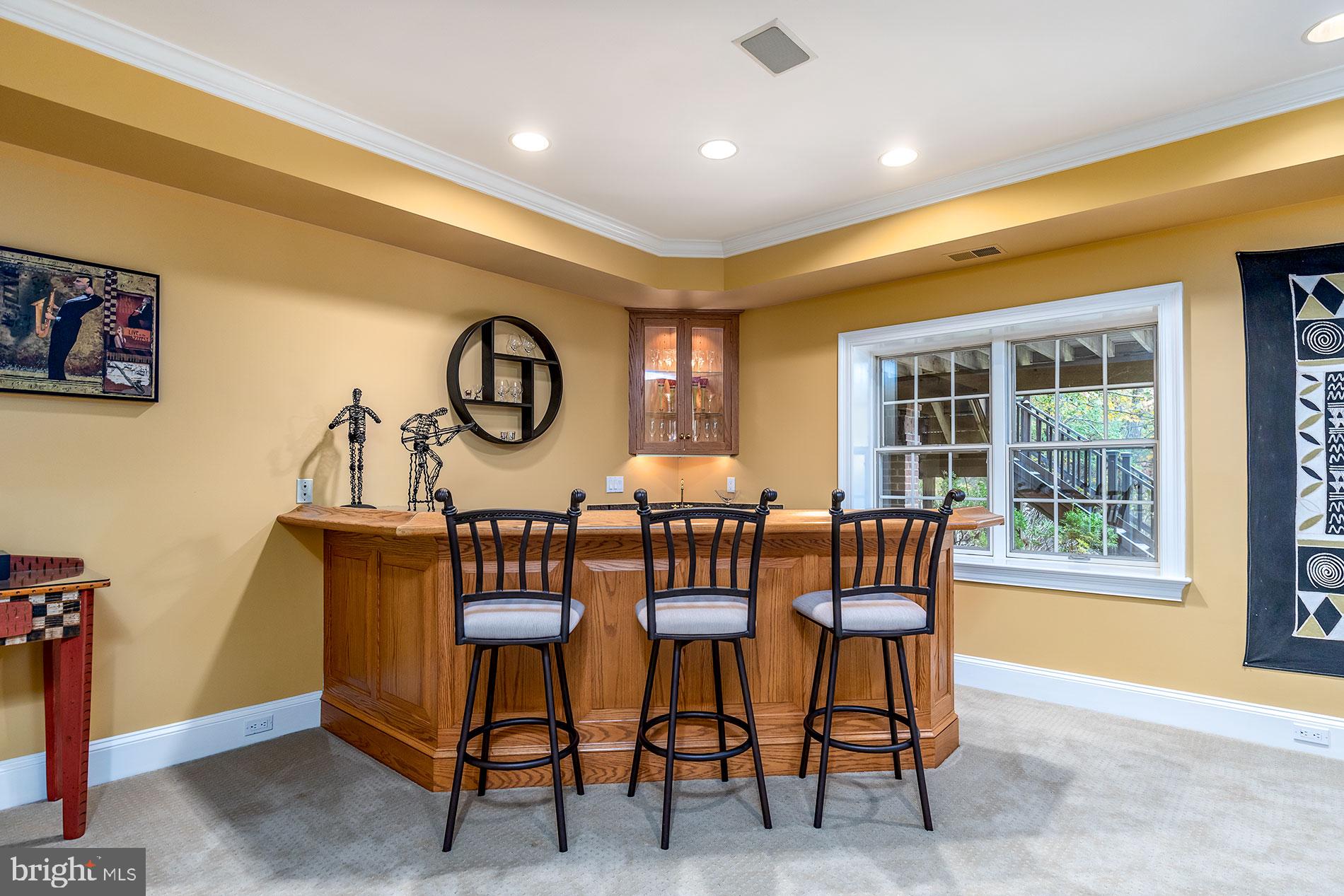 HUNTER'S CREST - Residential