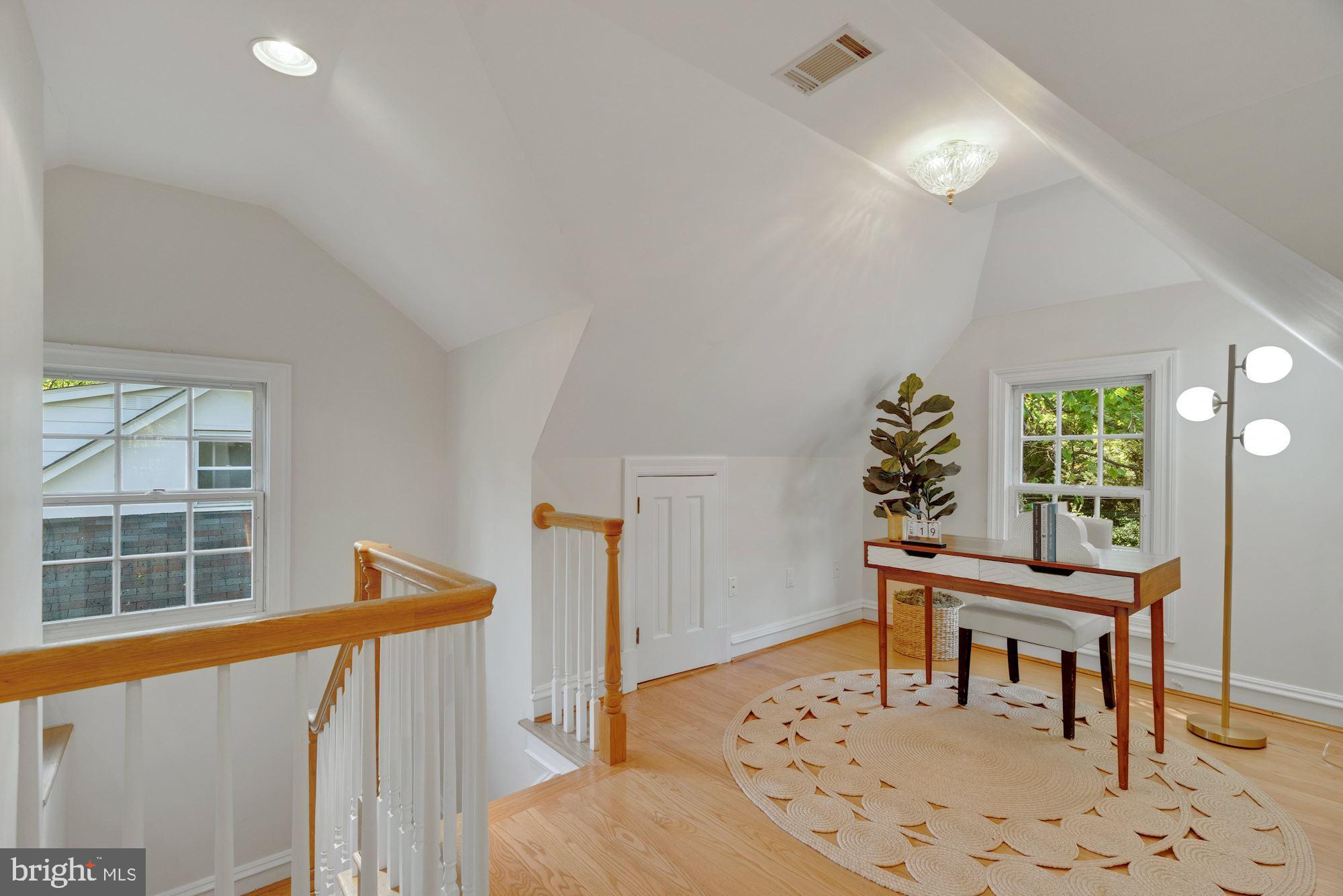 CHEVY CHASE - Residential