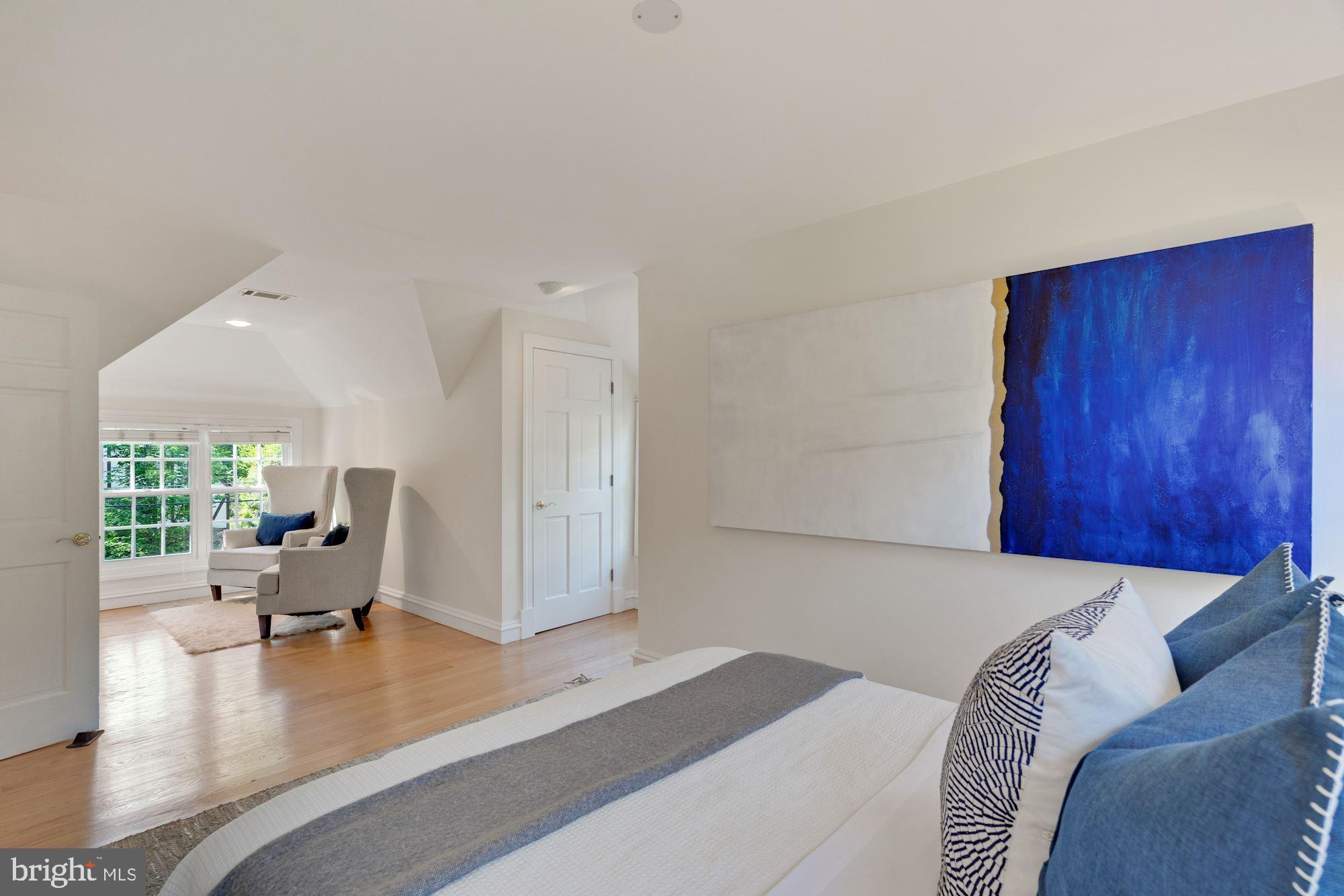 CHEVY CHASE - Residential