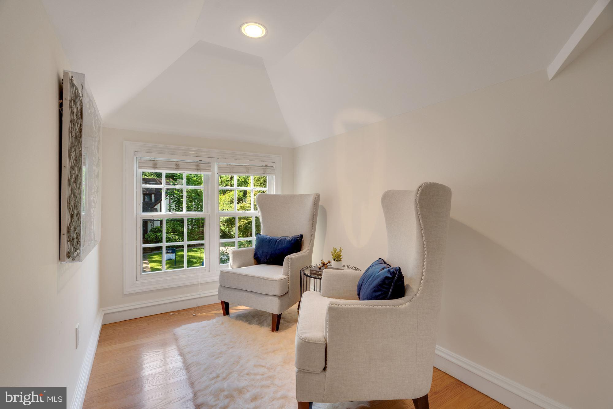 CHEVY CHASE - Residential