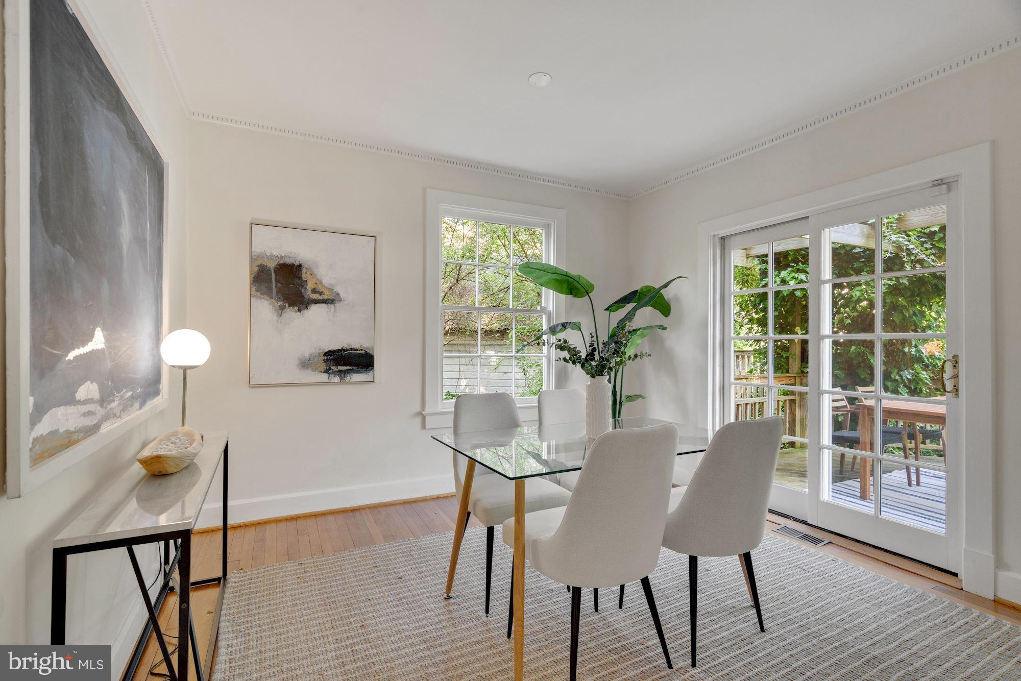 CHEVY CHASE - Residential