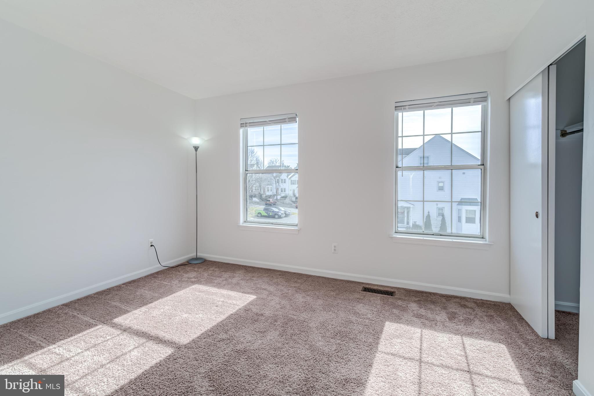 SINGLETONS GROVE - Residential