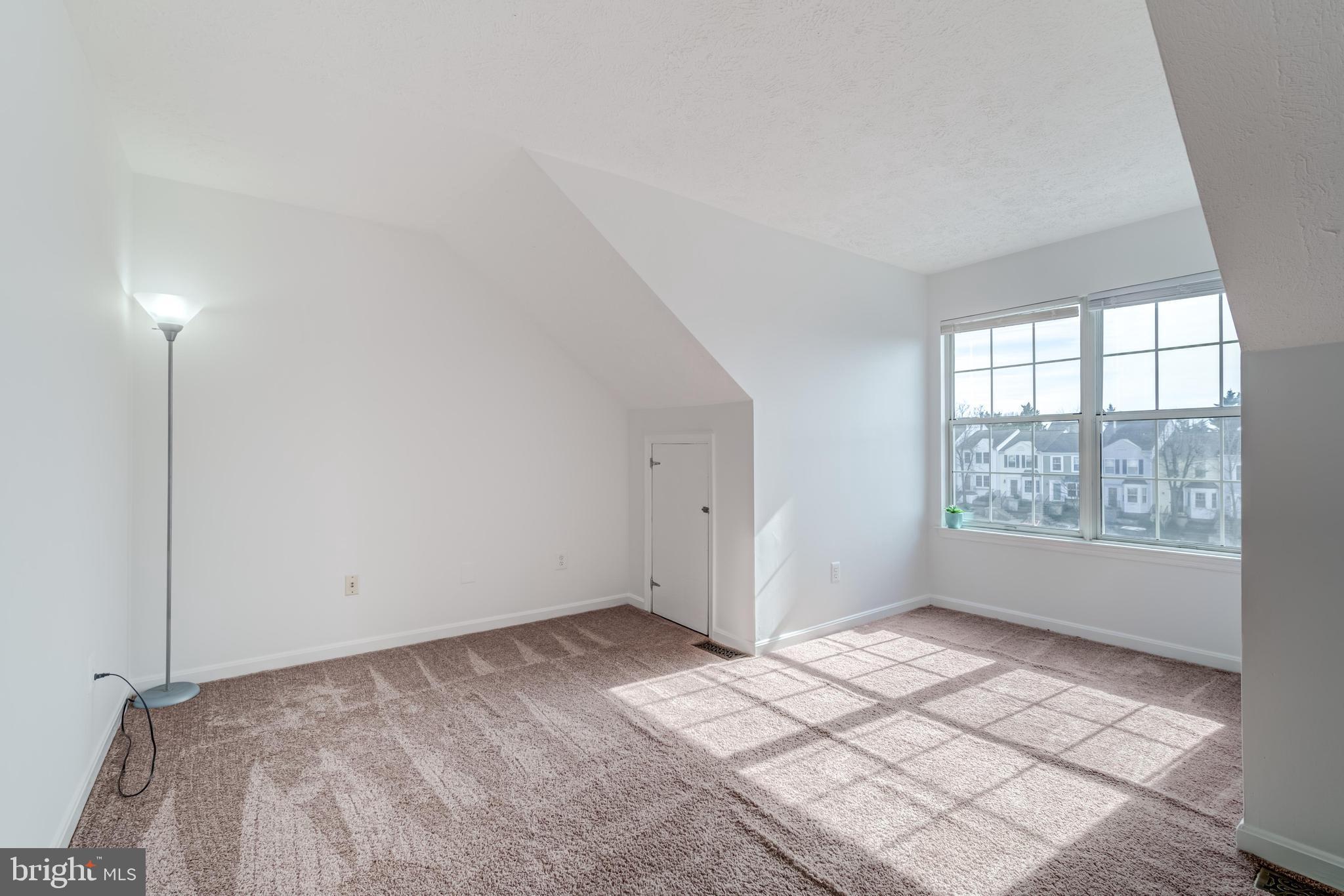 SINGLETONS GROVE - Residential