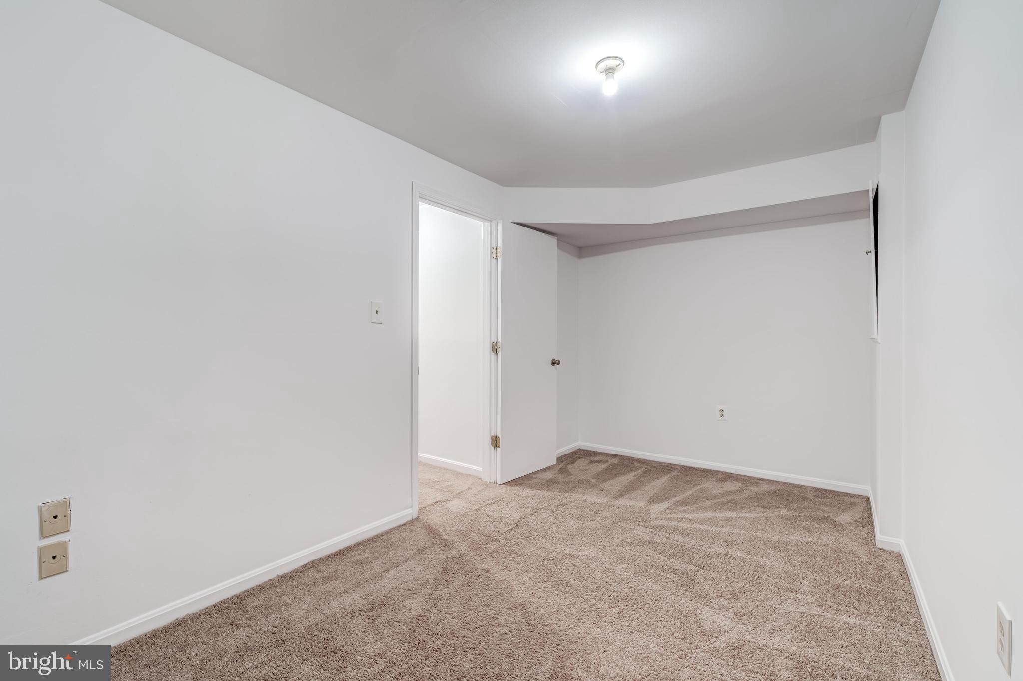 SINGLETONS GROVE - Residential