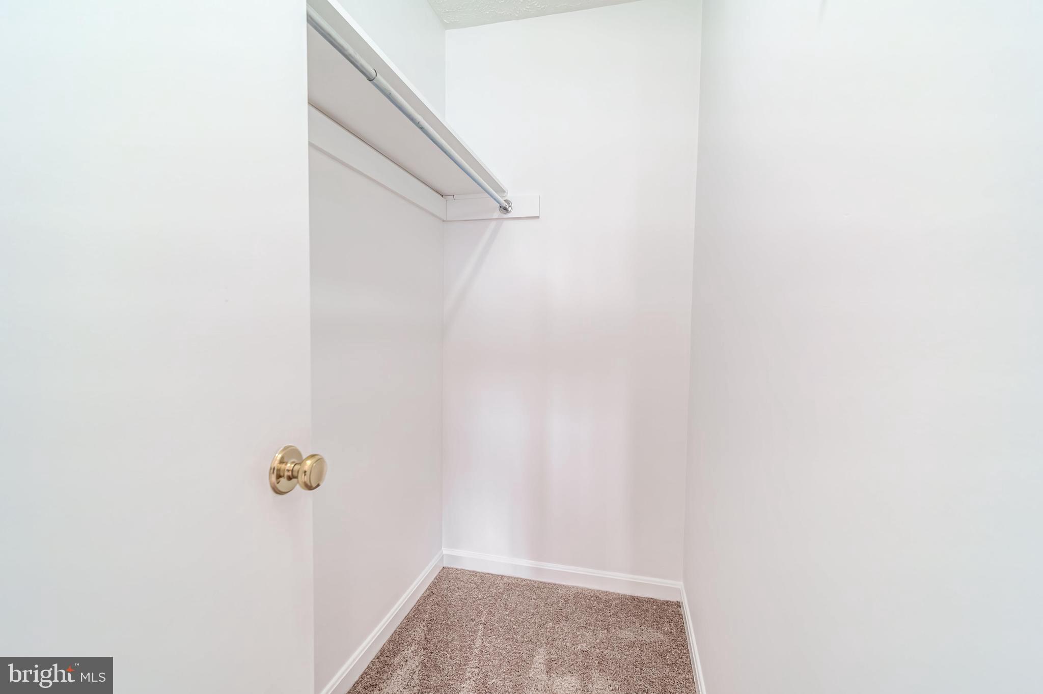 SINGLETONS GROVE - Residential