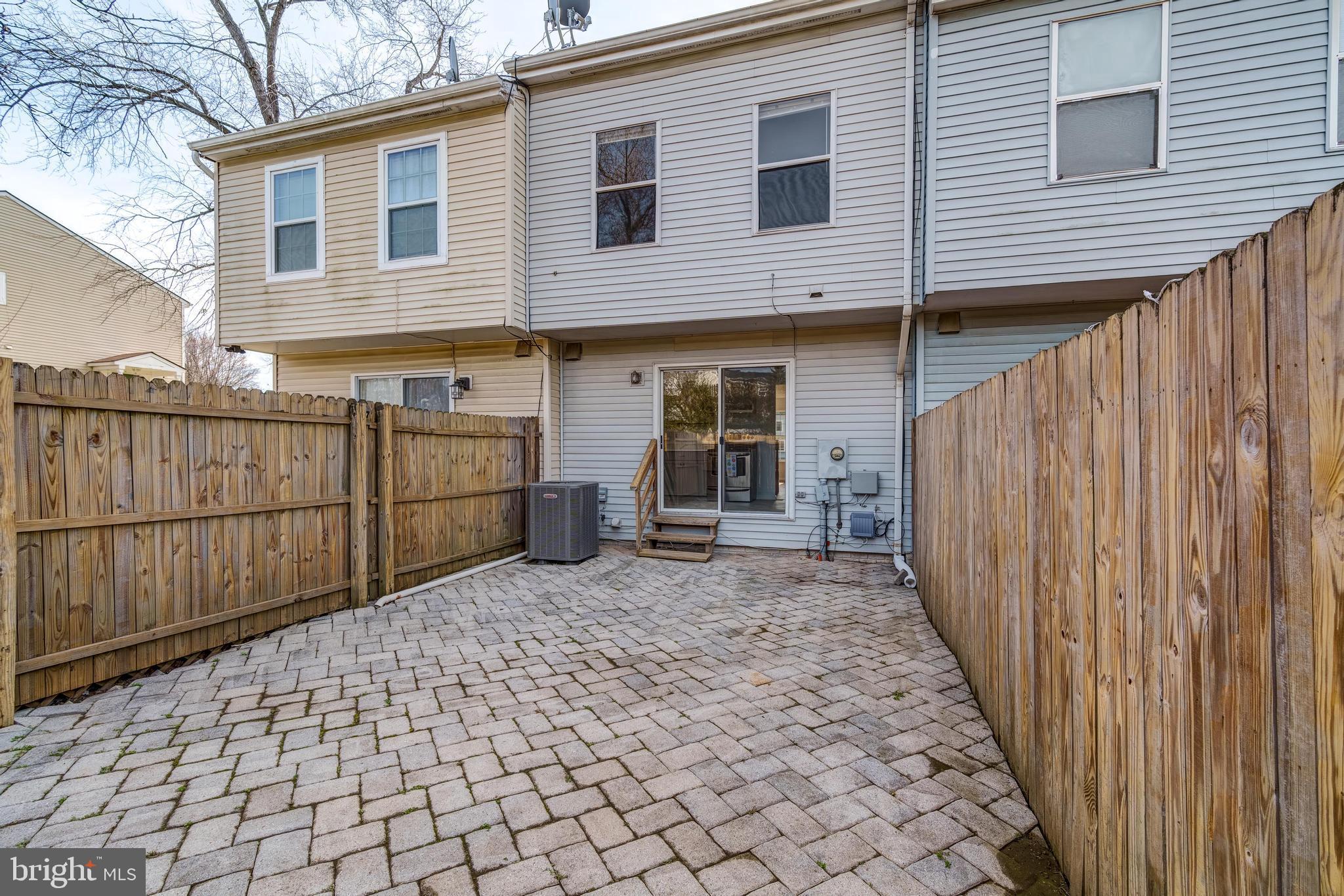 SINGLETONS GROVE - Residential