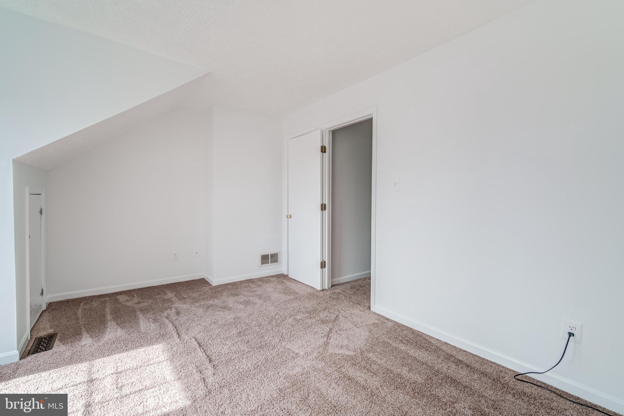 SINGLETONS GROVE - Residential