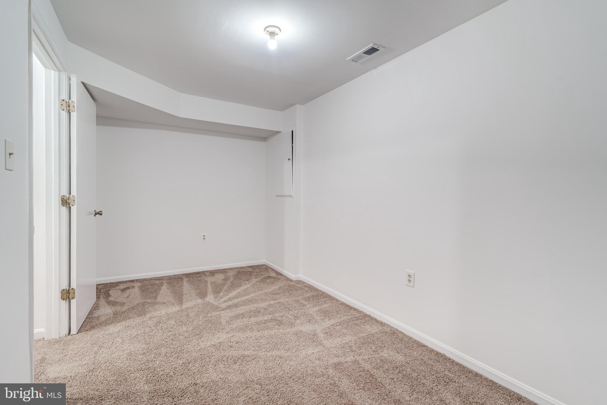 SINGLETONS GROVE - Residential