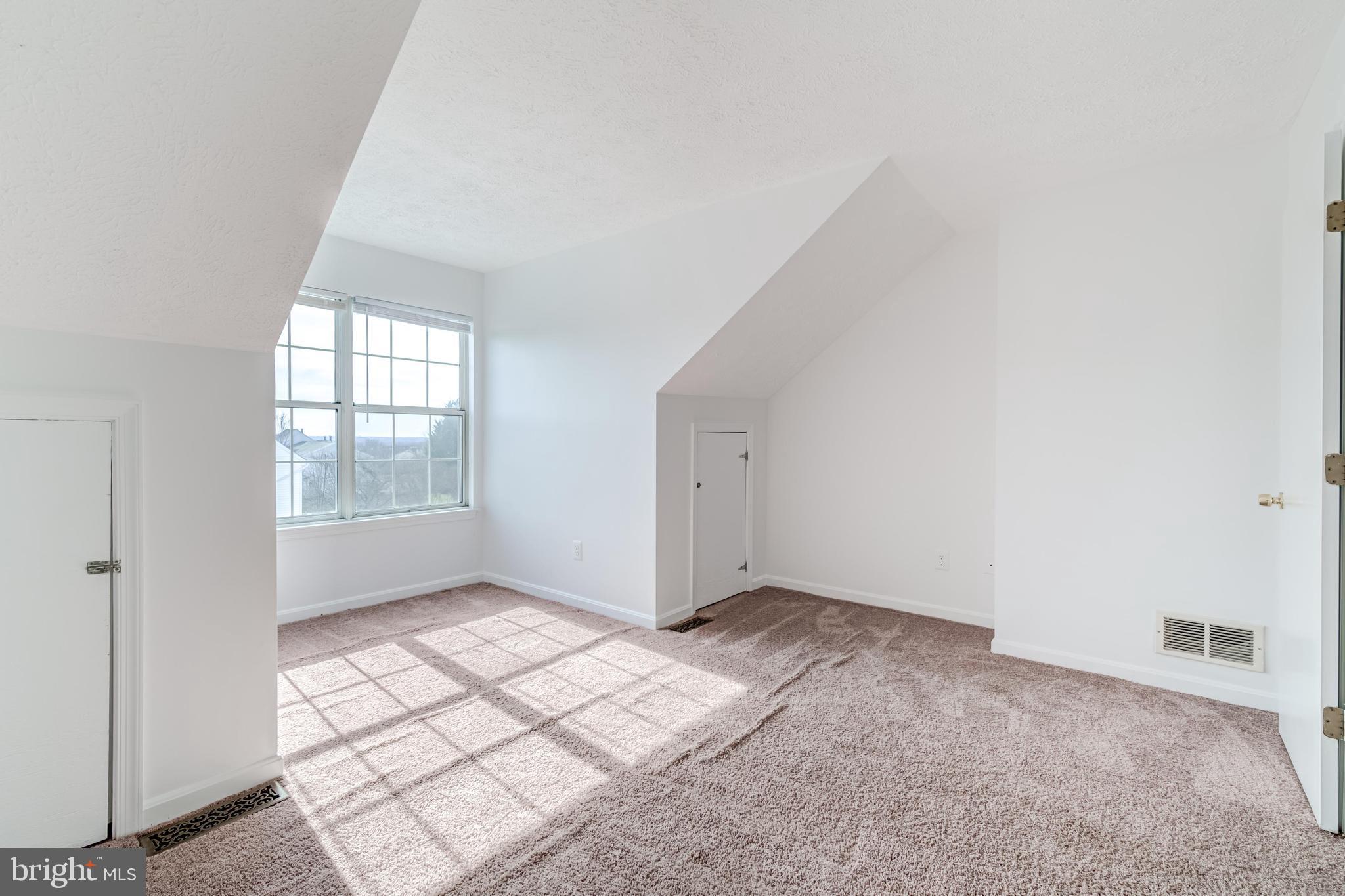 SINGLETONS GROVE - Residential