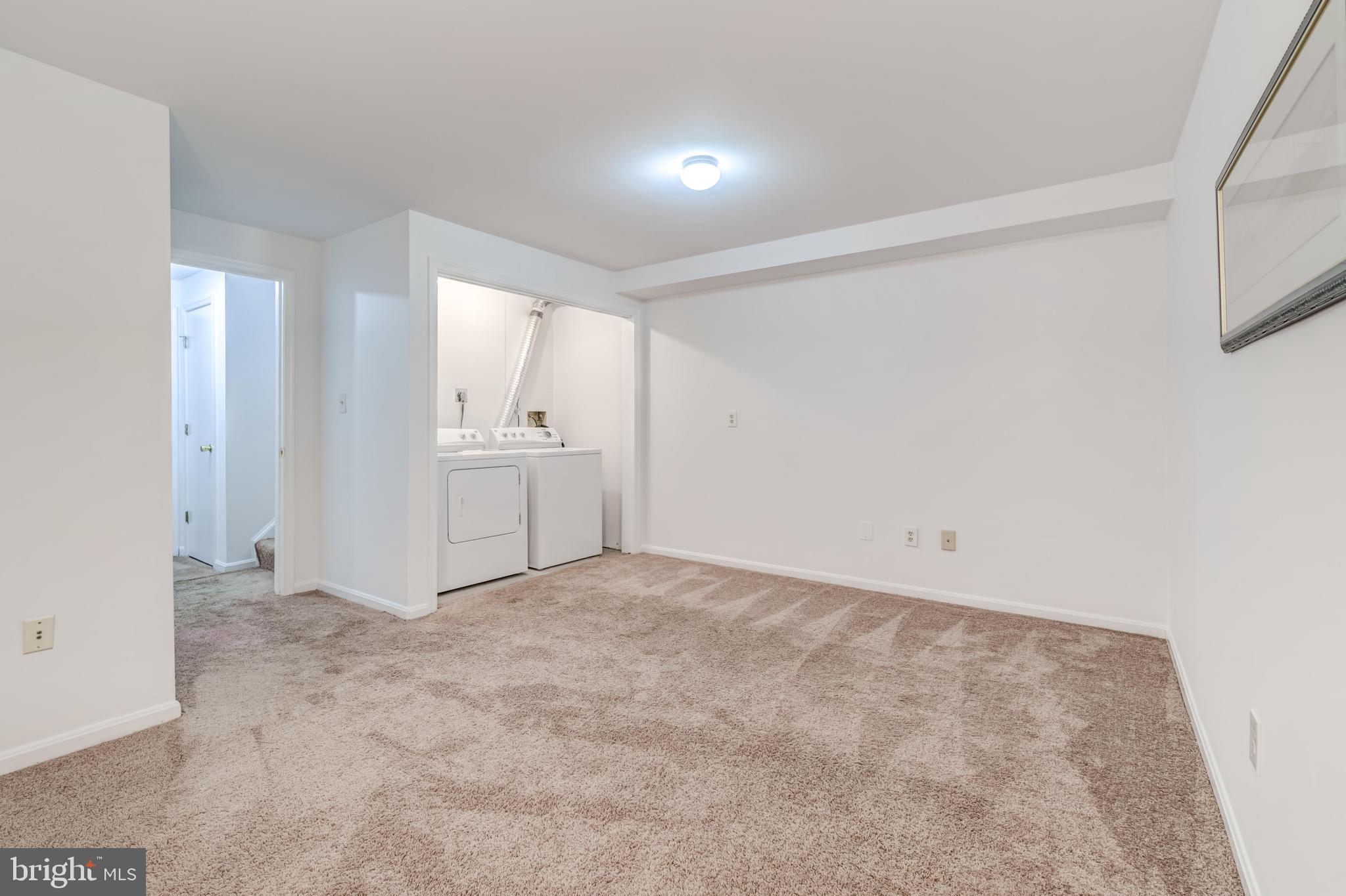 SINGLETONS GROVE - Residential