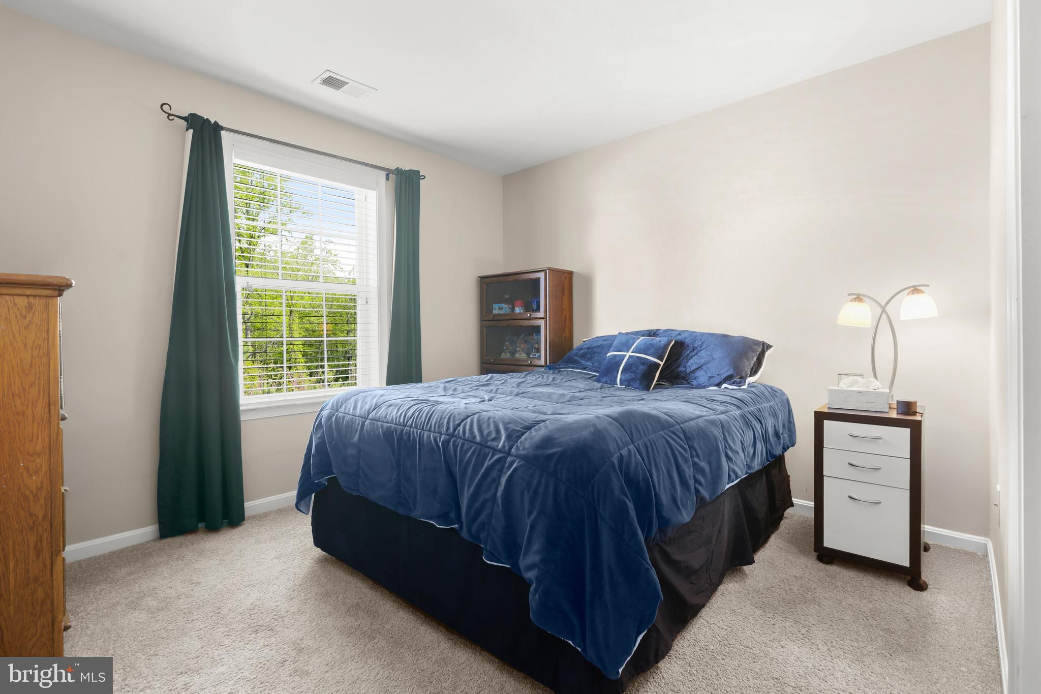 KELLY GLEN - Residential