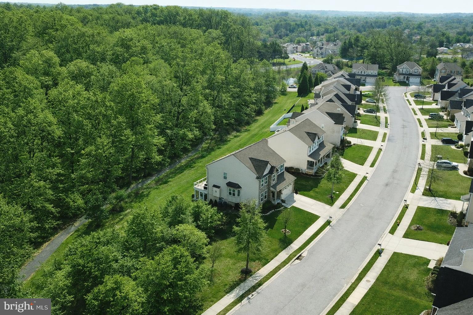 KELLY GLEN - Residential